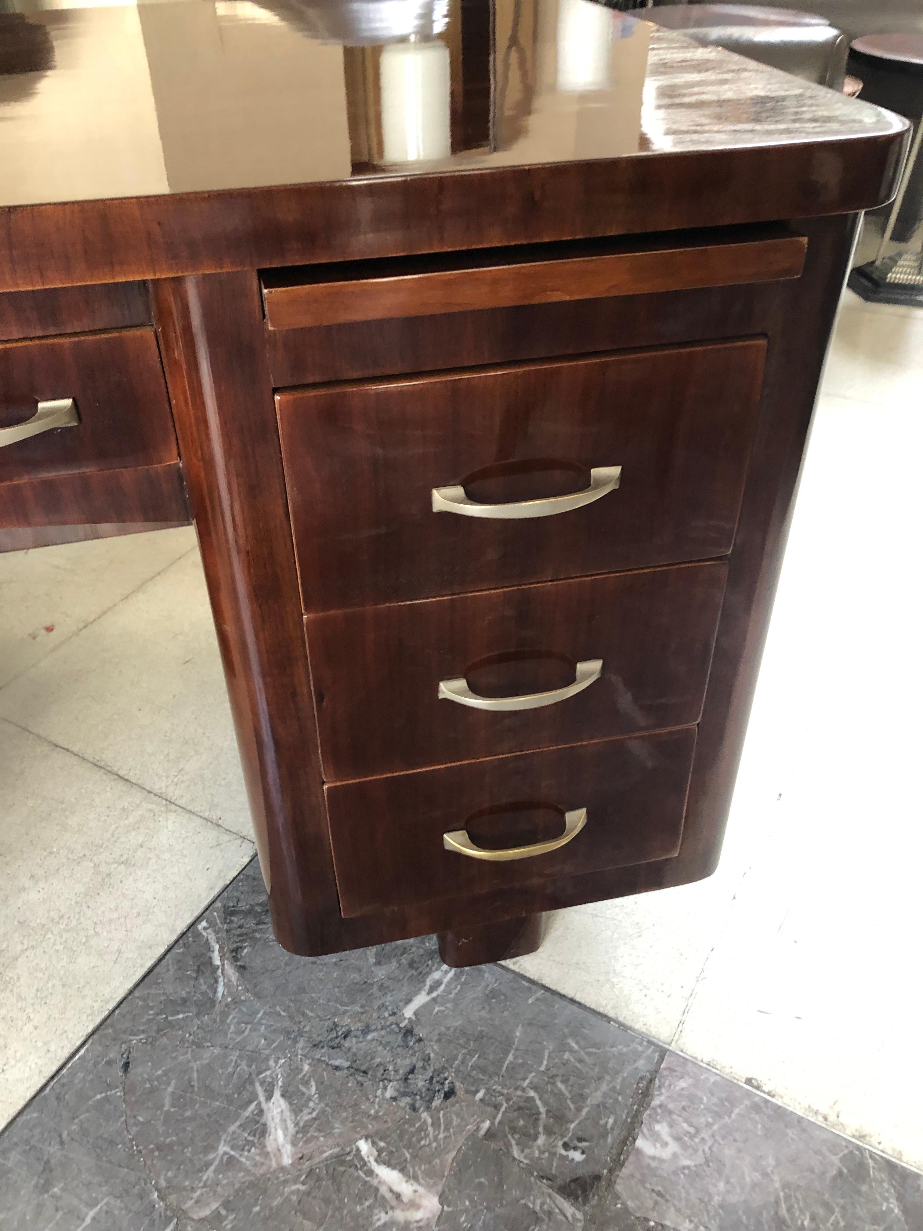 Desk Art Deco, 1940, Materials: Wood and Bronze, Made in France For Sale 2