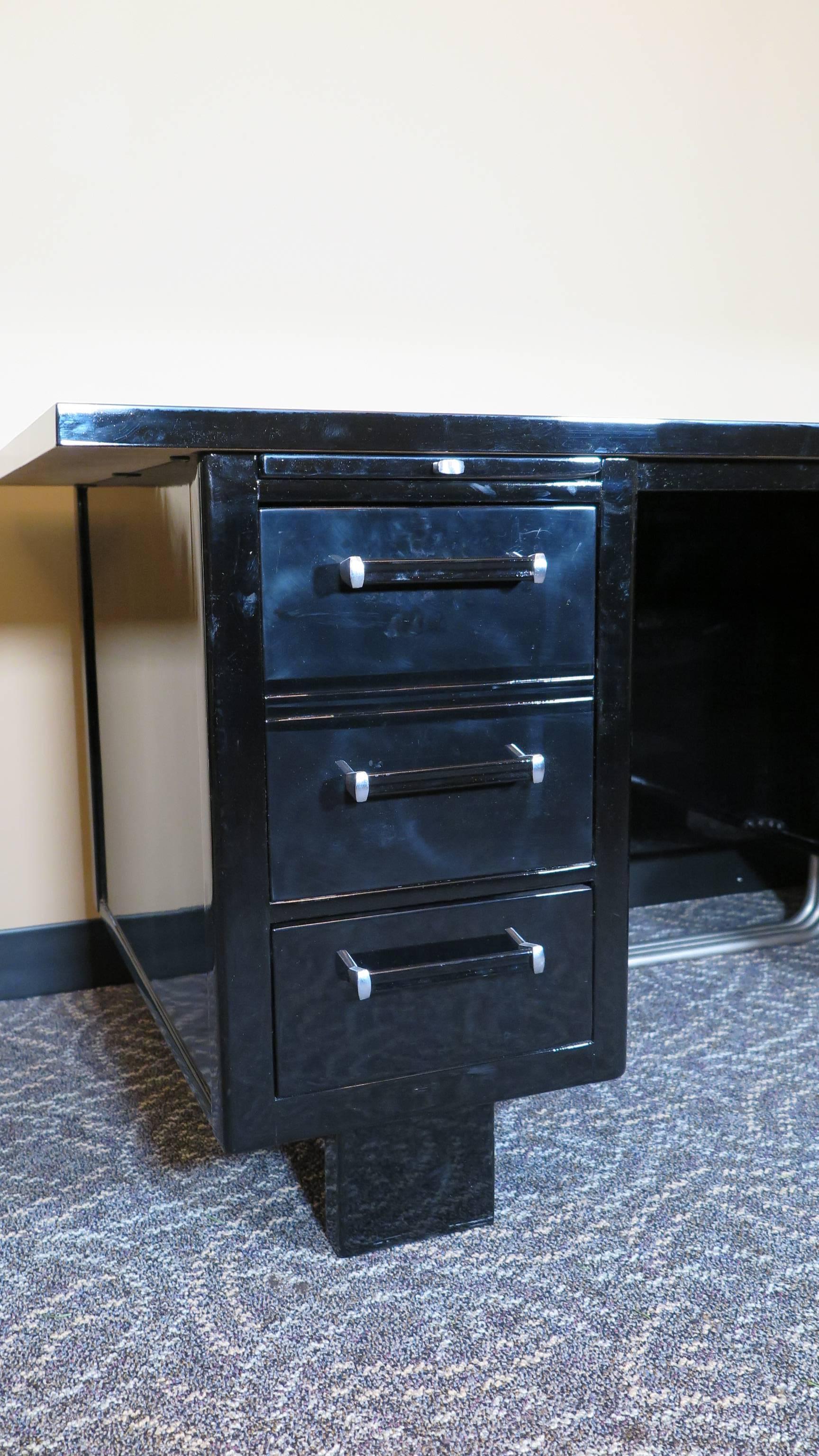 Desk Art Deco Black Lacquer In Excellent Condition In New York, NY