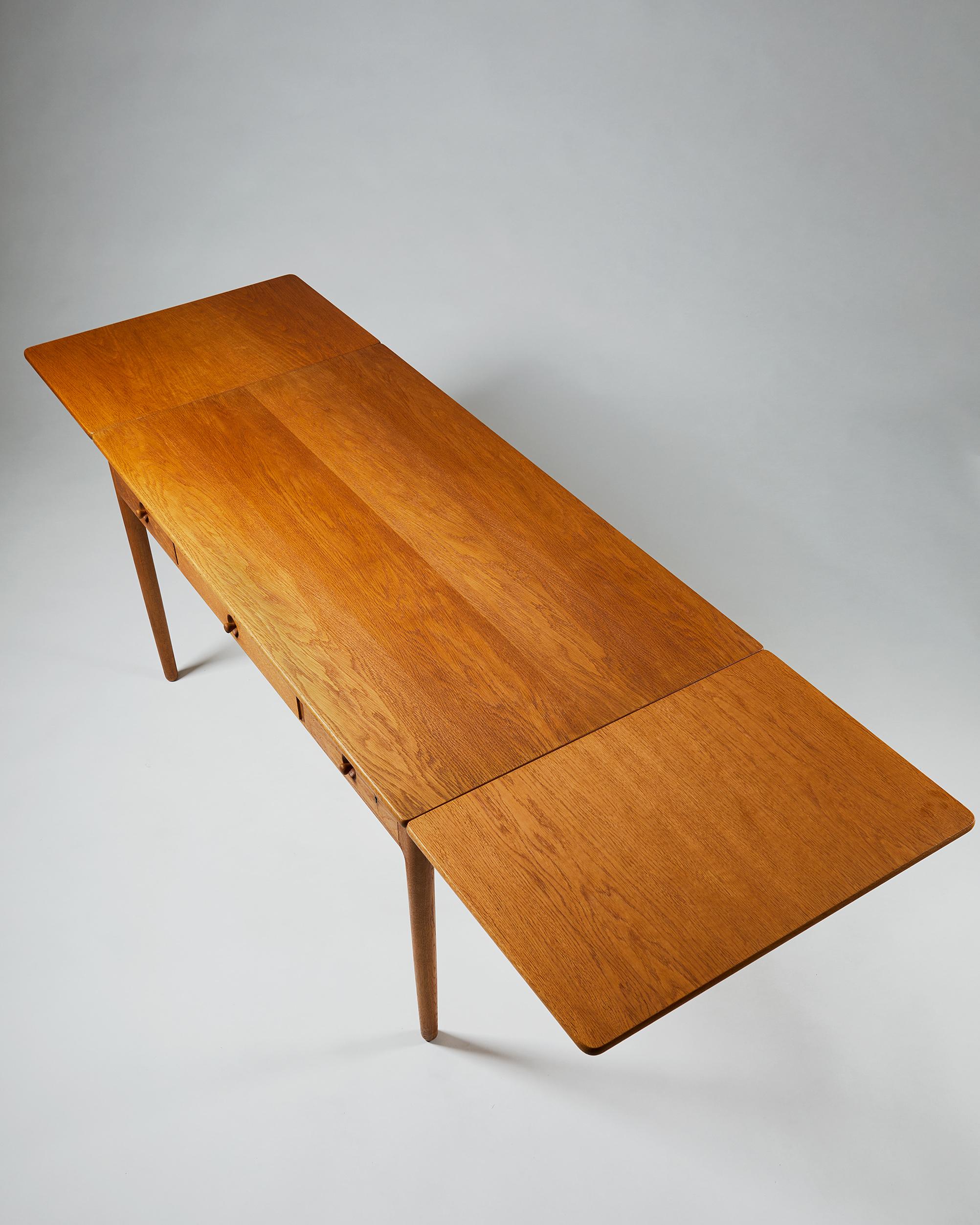 Mid-20th Century Desk “AT 305” Designed by Hans J. Wegner for Andreas Tuck, Denmark, 1955 For Sale