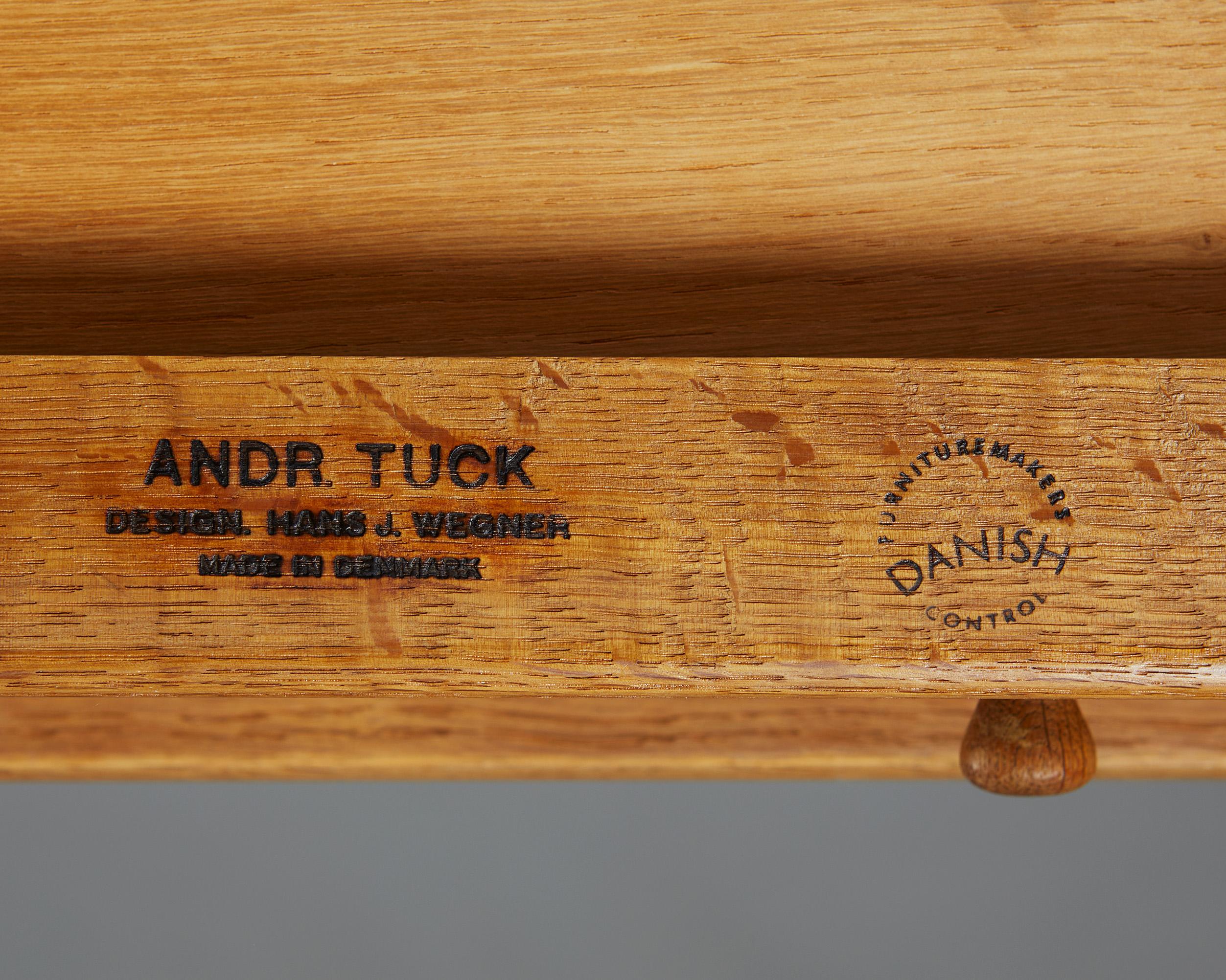 Desk “AT 305” Designed by Hans J. Wegner for Andreas Tuck, Denmark, 1955 For Sale 4