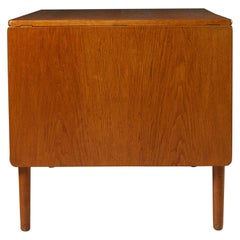 Desk “AT 305” Designed by Hans J. Wegner for Andreas Tuck, Denmark, 1955
