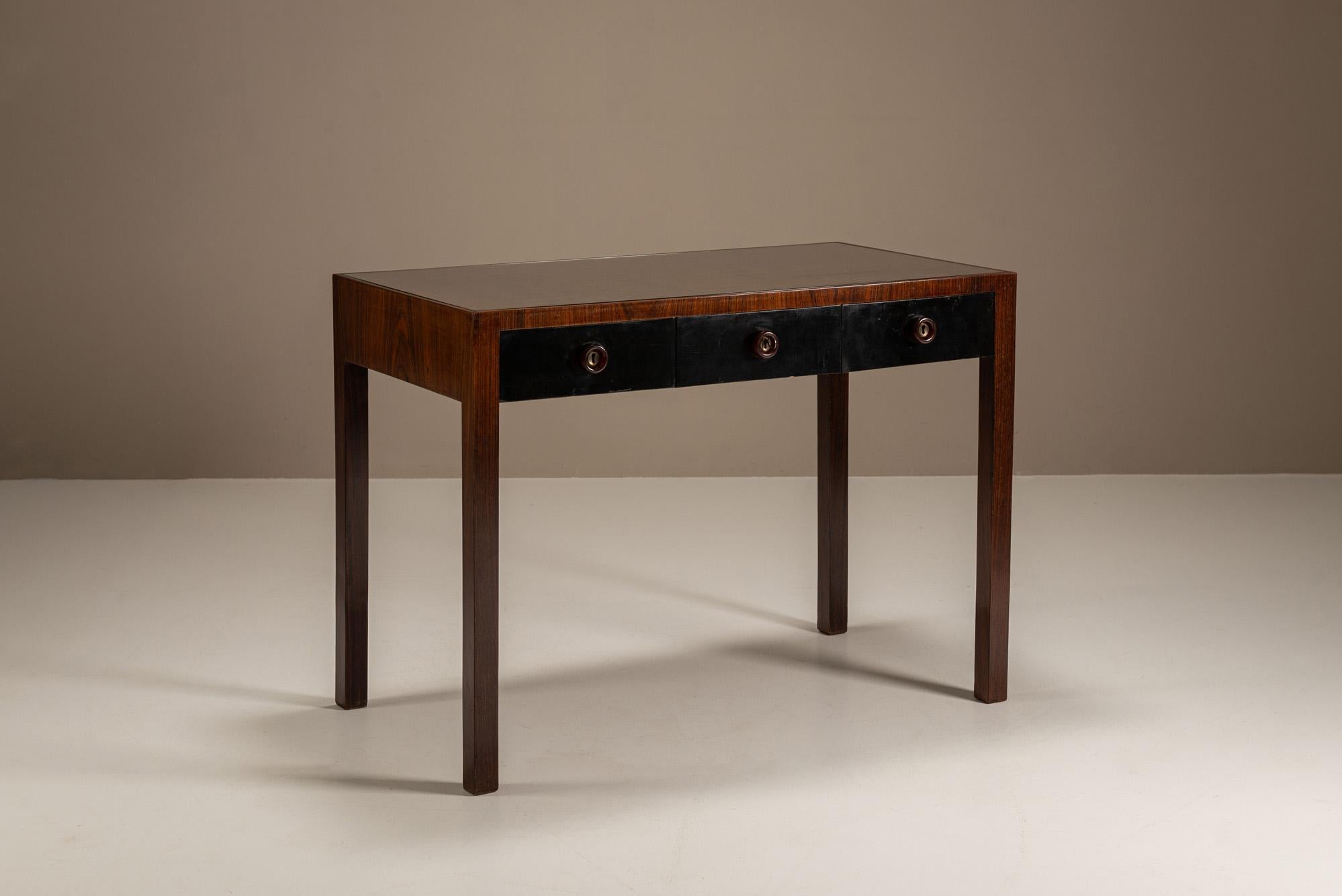 Mid-Century Modern Bureau attr. à Vittorio Dassi en bois de rose, Italie 1939 en vente