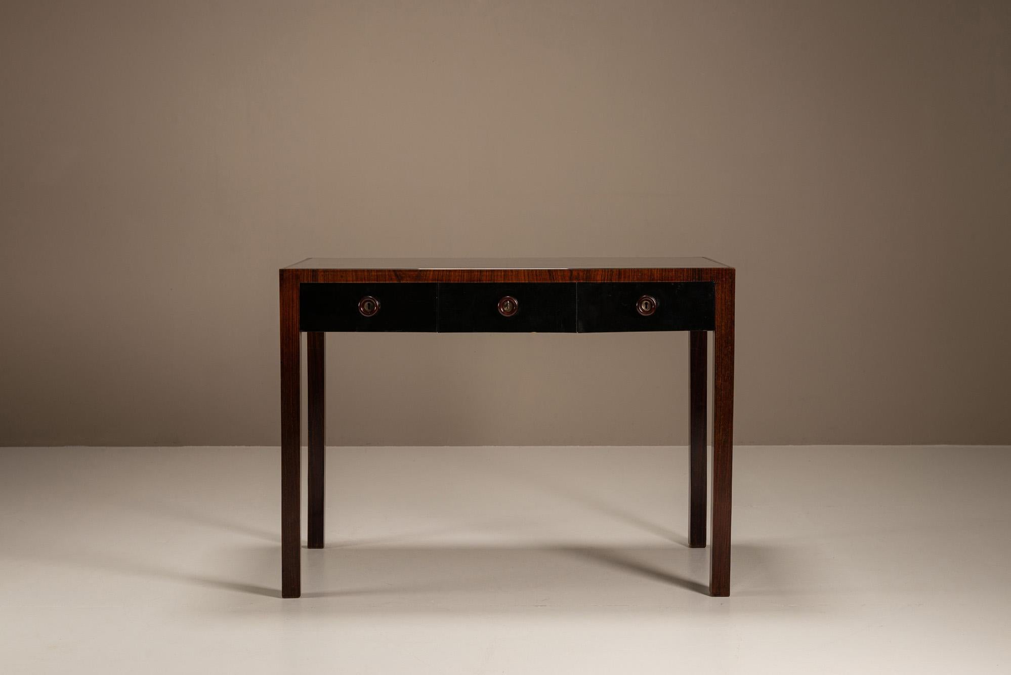 Bois de rose Bureau attr. à Vittorio Dassi en bois de rose, Italie 1939 en vente