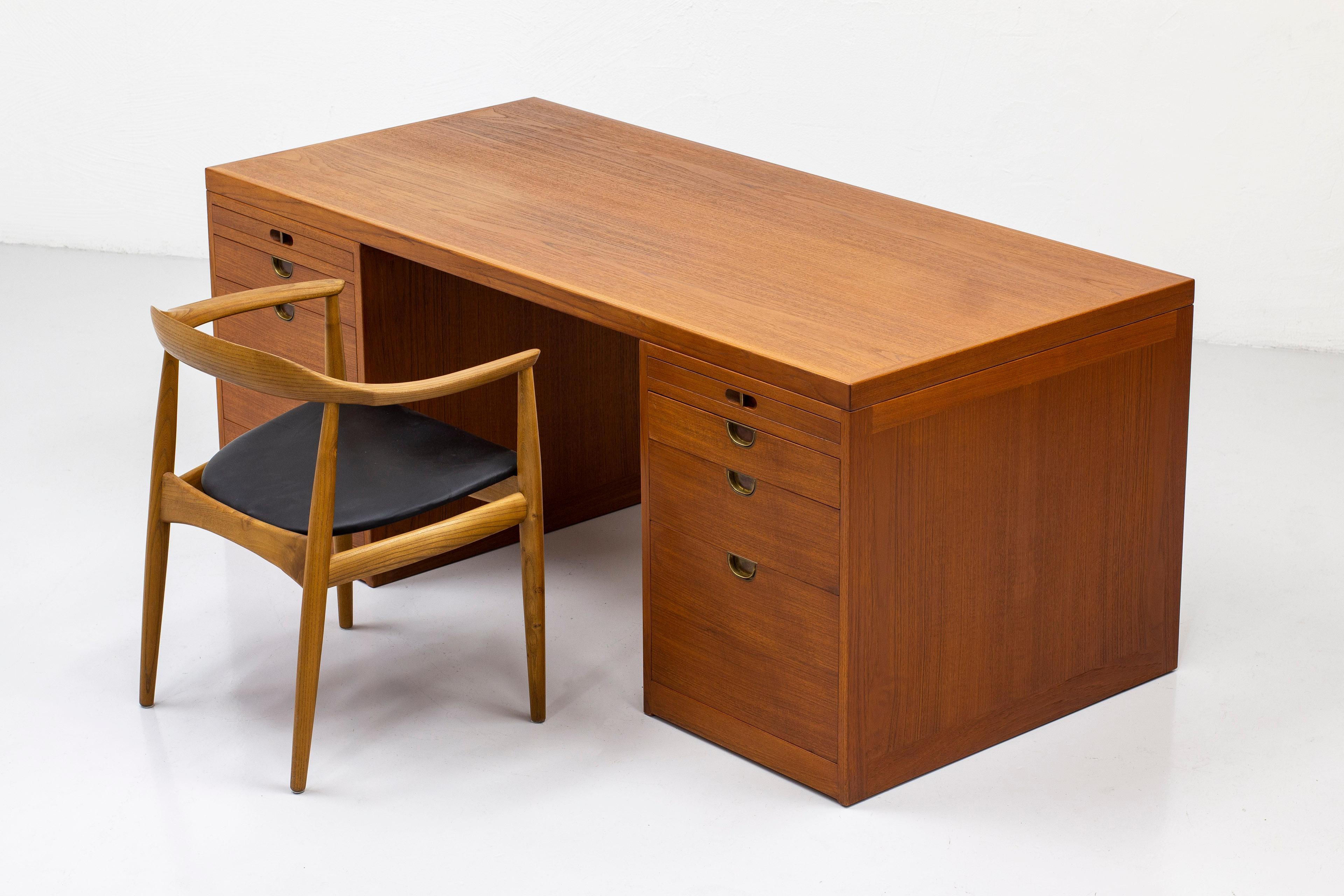 Desk BM 66 by B rge Mogensen Produced by P. Lauritsen S n in Denmark 1950s