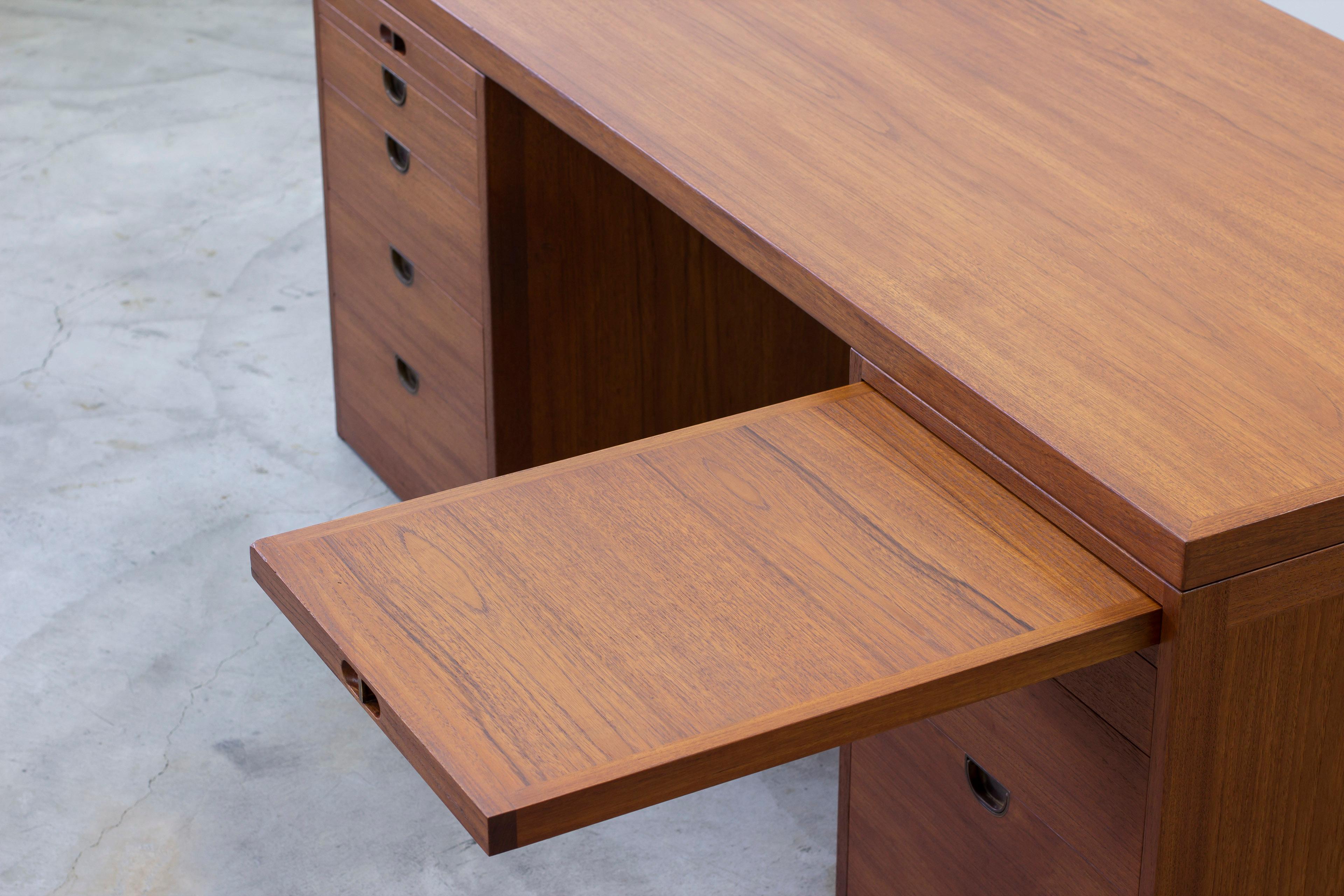 Desk BM-66 by Børge Mogensen, Produced by P. Lauritsen & Søn in Denmark No. 2 For Sale 4