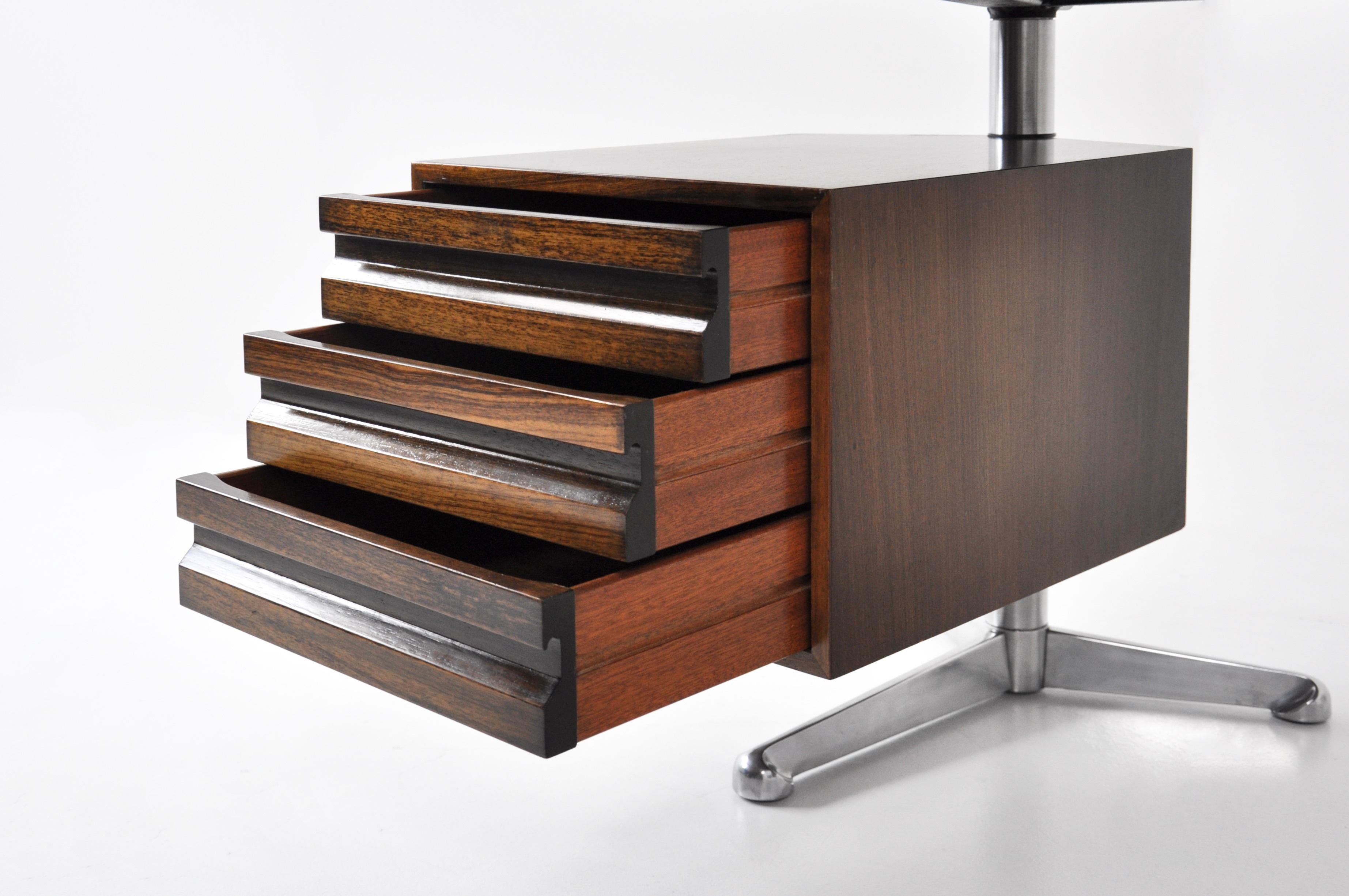 Desk Boomerang by Osvaldo Borsani for Tecno, 1960s 3