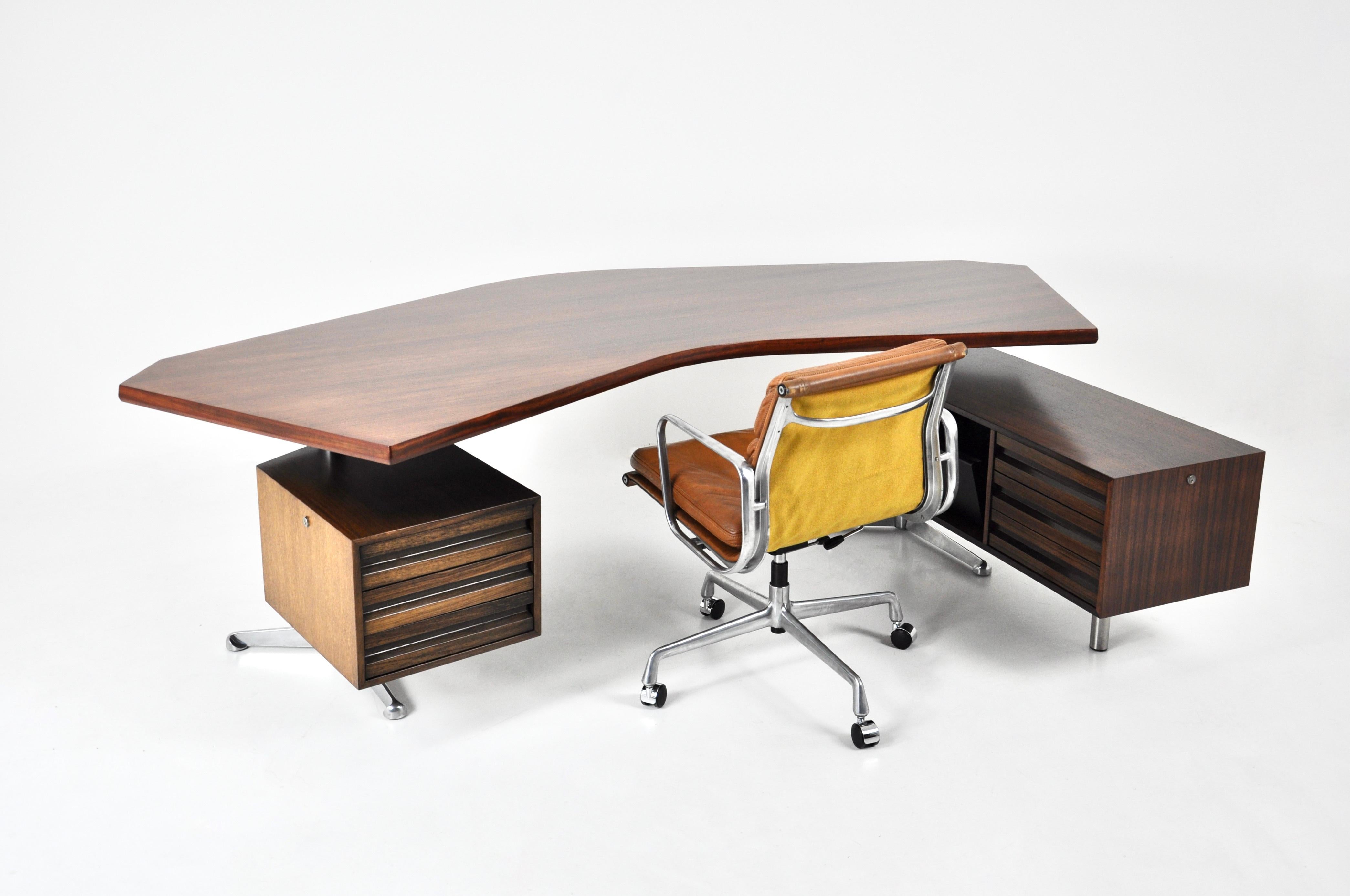 Desk Boomerang by Osvaldo Borsani for Tecno, 1960s 6