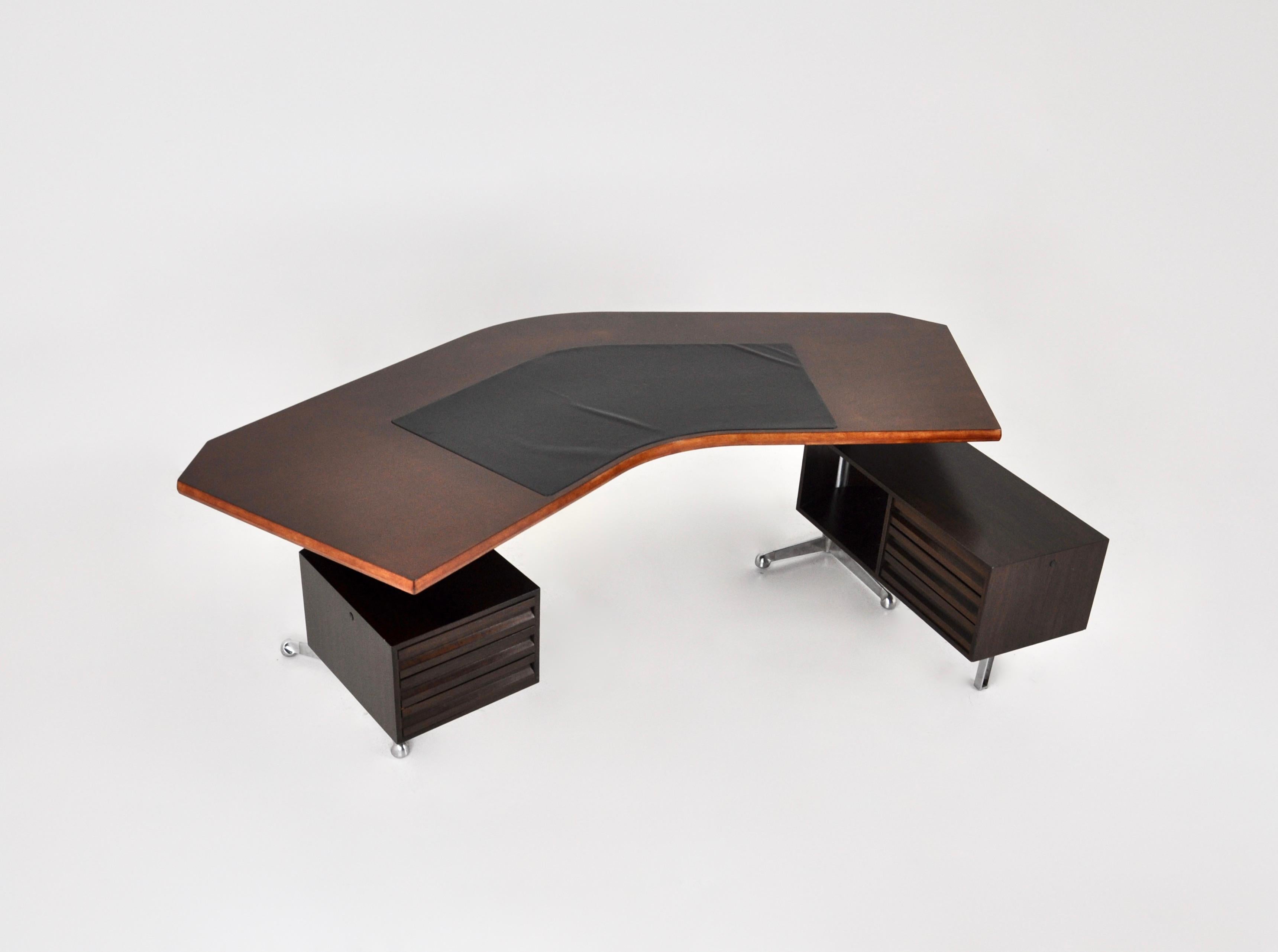 Desk Boomerang by Osvaldo Borsani for Tecno, 1960s In Good Condition In Lasne, BE