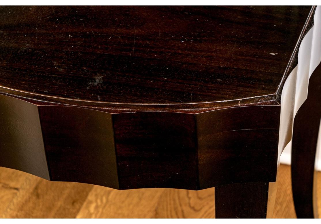 Escritorio de Barbara Barry para Baker Furniture en Desgastado estado para la venta en Bridgeport, CT