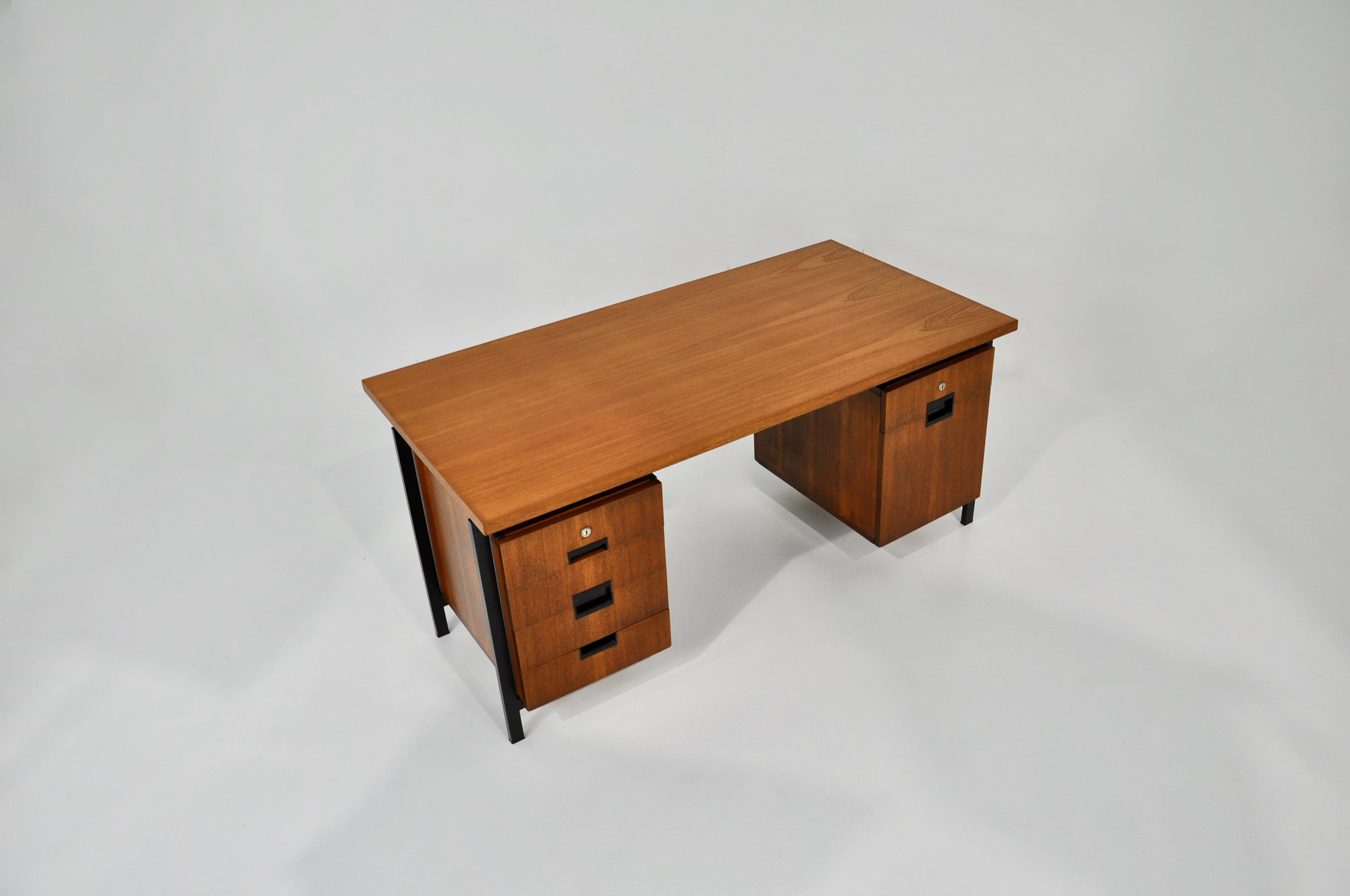 Schreibtisch von Cees Braakman für Pastoe, 1960er Jahre (Moderne der Mitte des Jahrhunderts) im Angebot