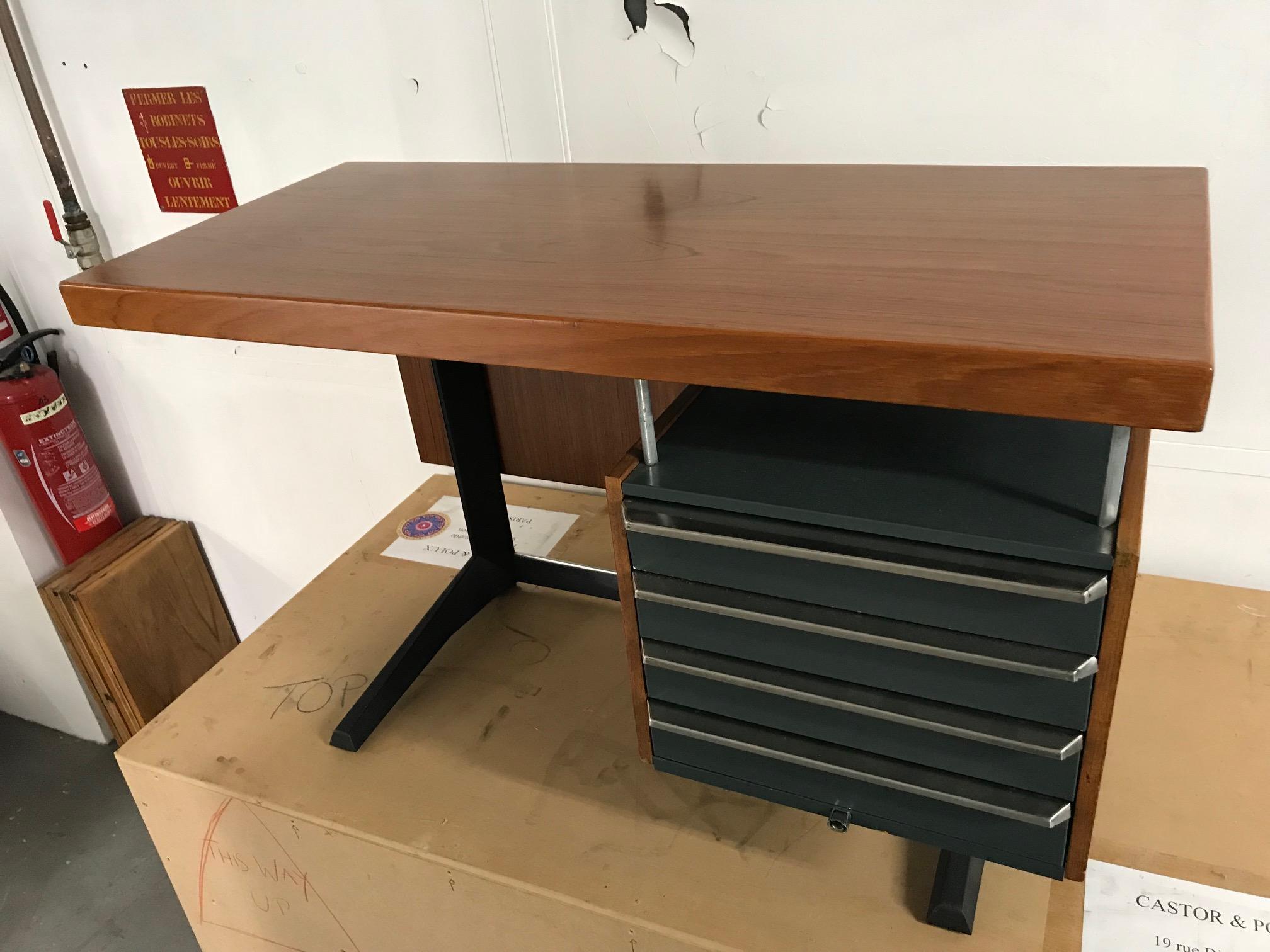 Portuguese Desk by Daciano da COSTA for Metalurgica da Longra For Sale
