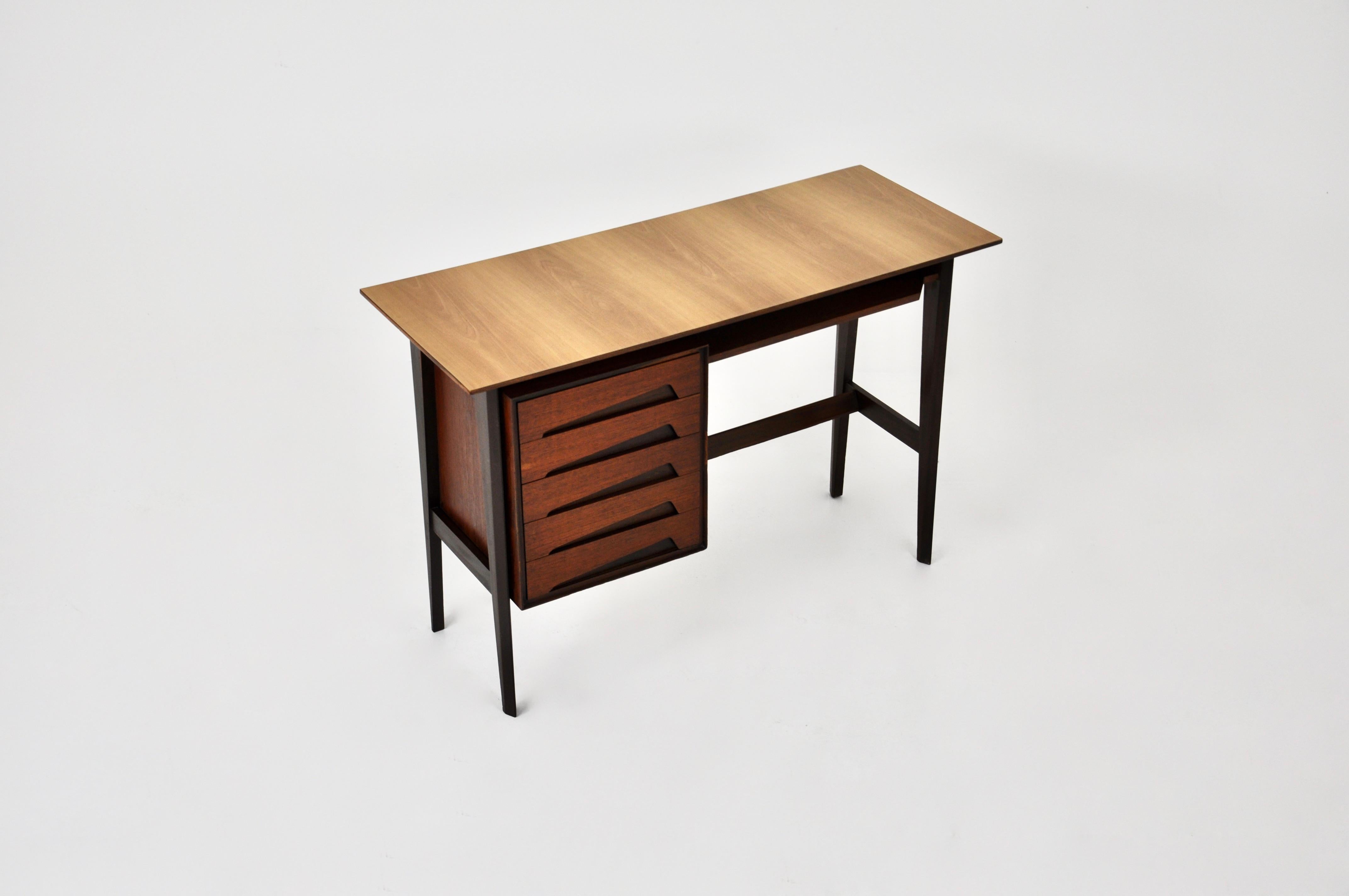 Schreibtisch von Edmondo Palutari für Dassi, 1960er-Jahre (Moderne der Mitte des Jahrhunderts) im Angebot