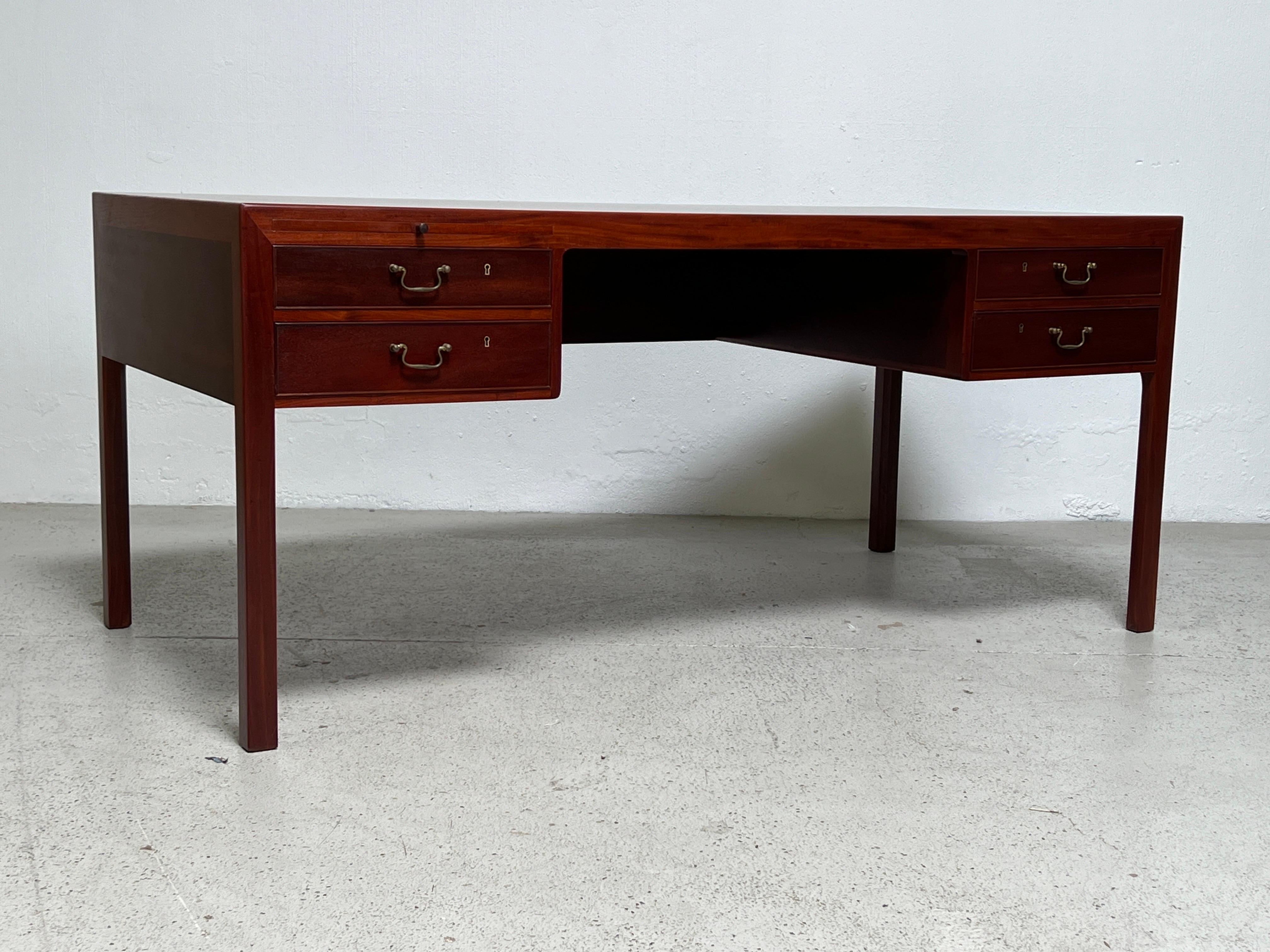 Desk by Ejner Larsen & Aksel Bent Madsen for Willy Beck  For Sale 5