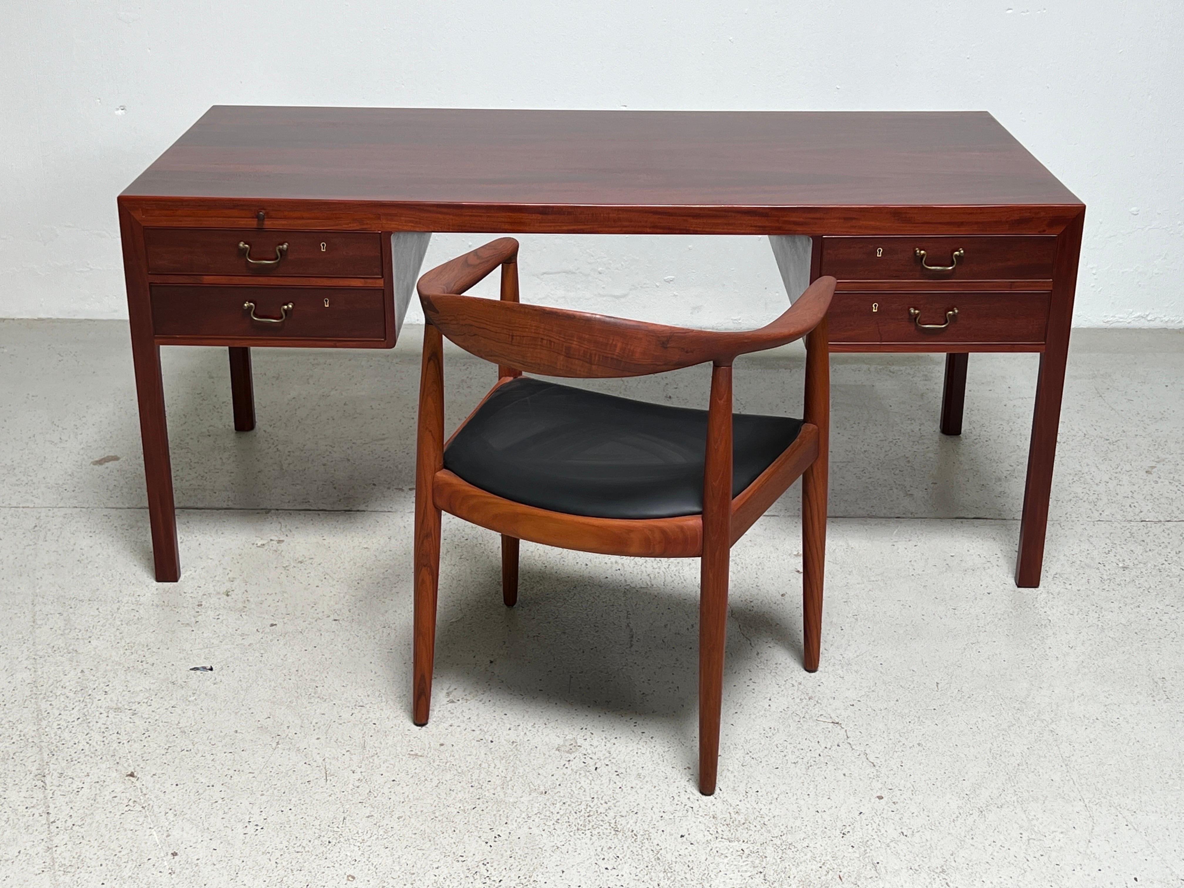 Desk by Ejner Larsen & Aksel Bent Madsen for Willy Beck  For Sale 2
