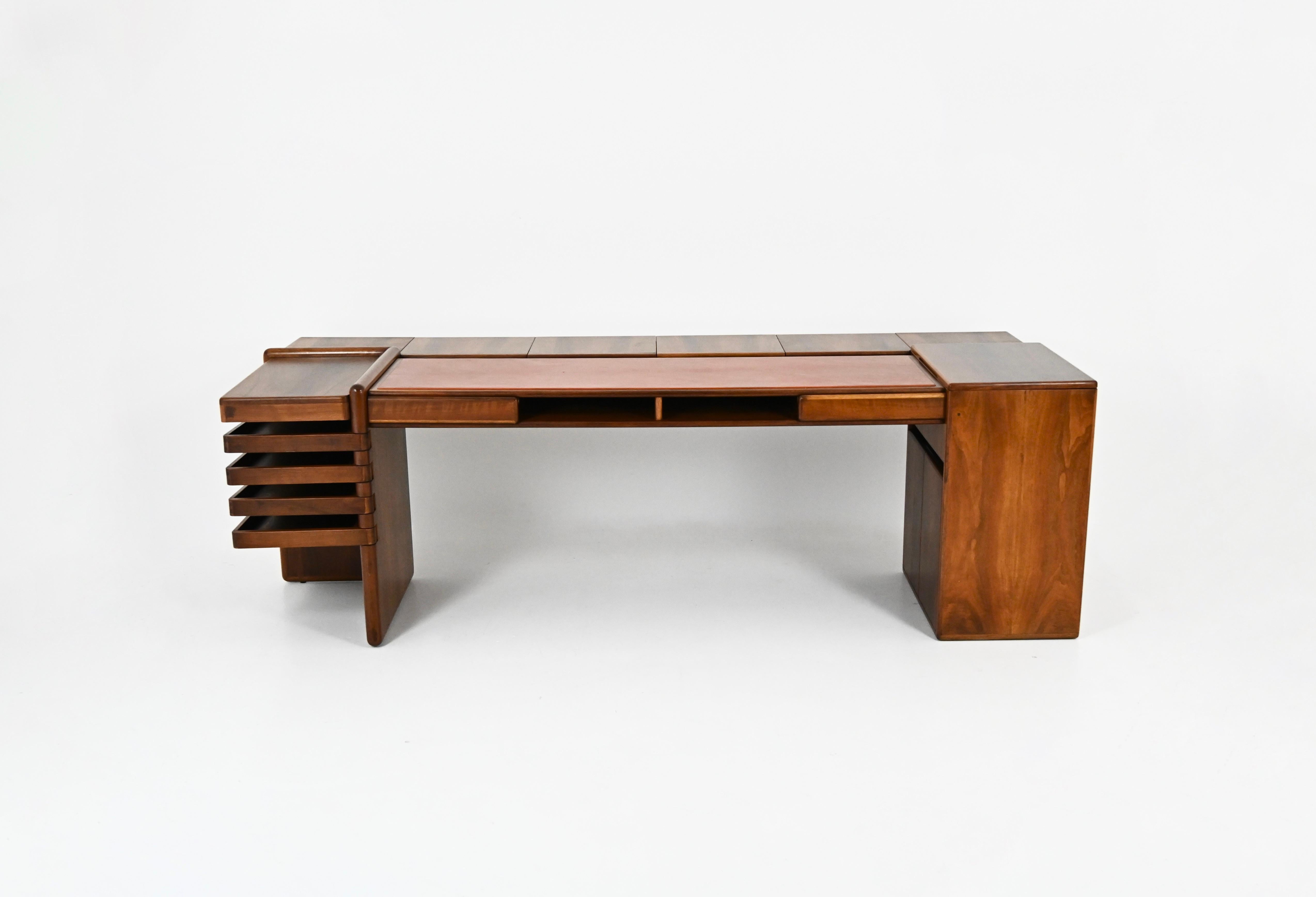 Desk by Fabio Lenci for Bernini, 1970s Italiano en venta