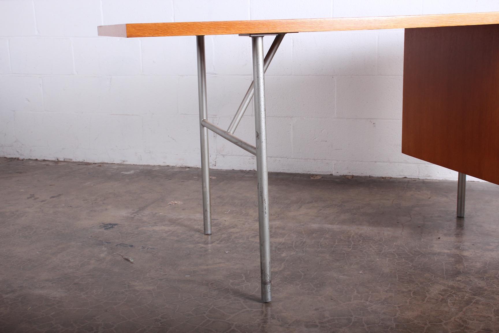 Desk by George Nelson for Herman Miller 3