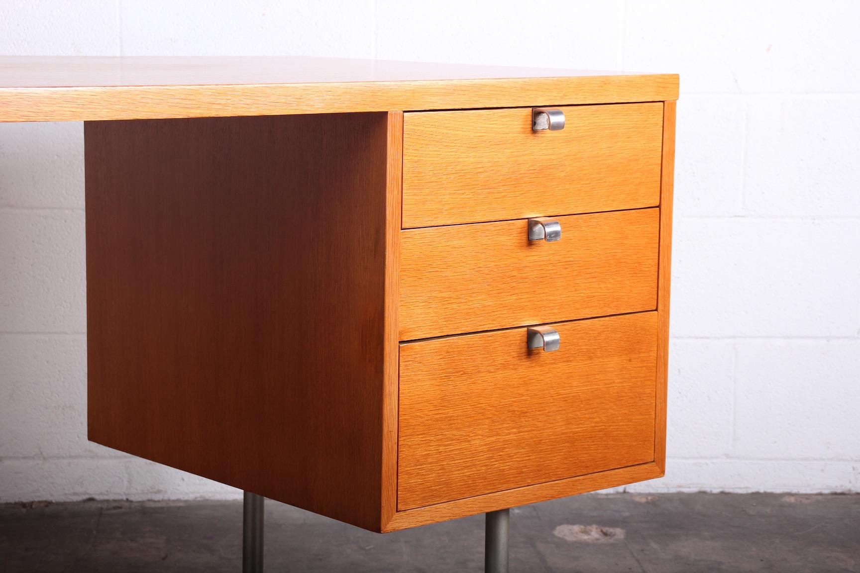 Desk by George Nelson for Herman Miller 4