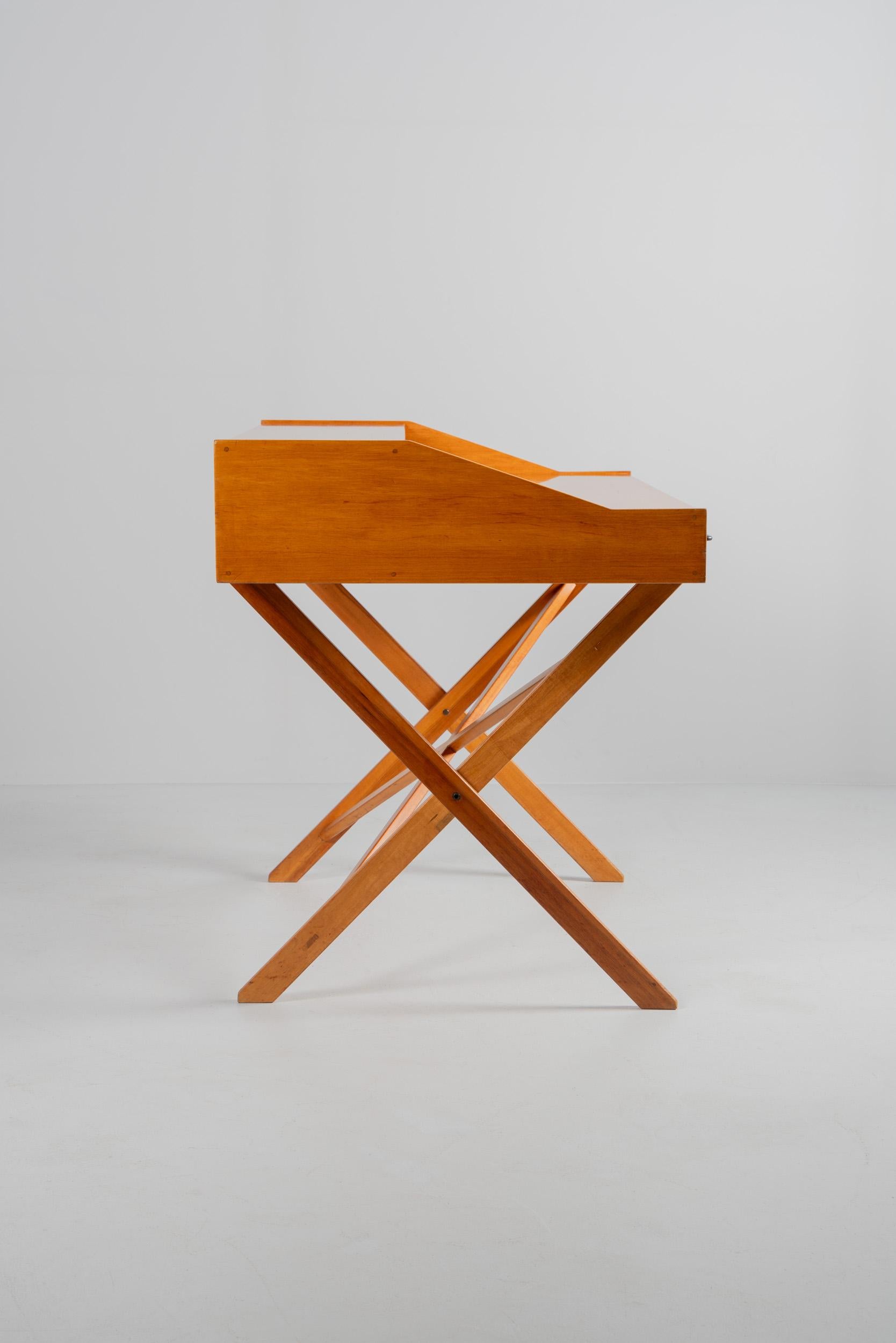 Scrivania di Gianfranco Frattini 1956 In condizioni buone in vendita a Berlin, DE