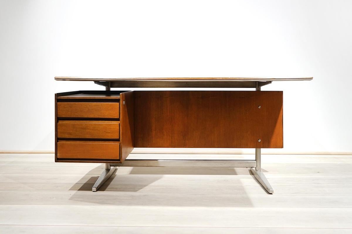 Desk by Gio Ponti and Alberto Rosselli, Rima Padova, Italy, circa 1955 In Excellent Condition For Sale In Berlin, DE