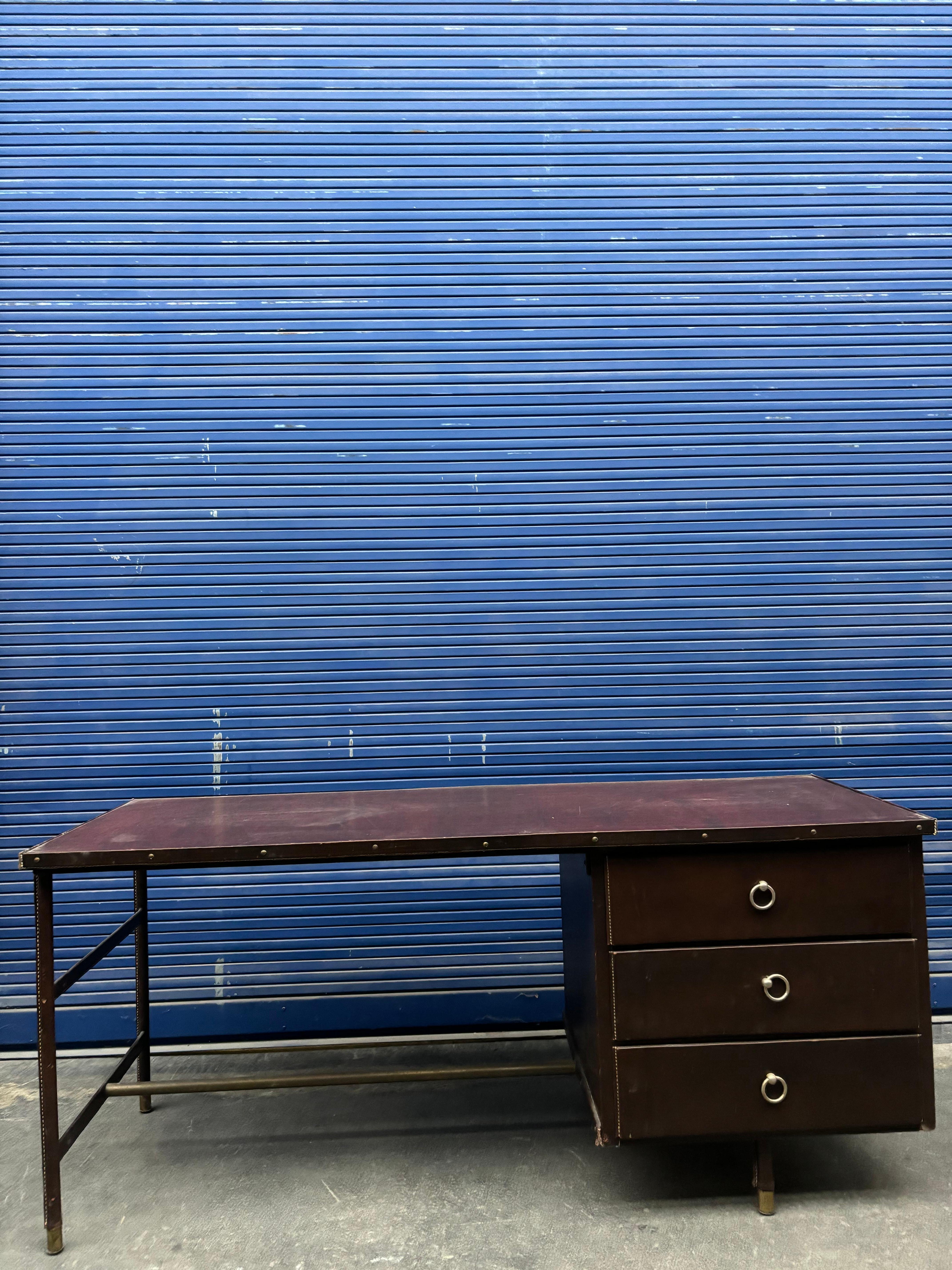 Mid-Century moderno Scrivania di Jacques Adnet in vendita