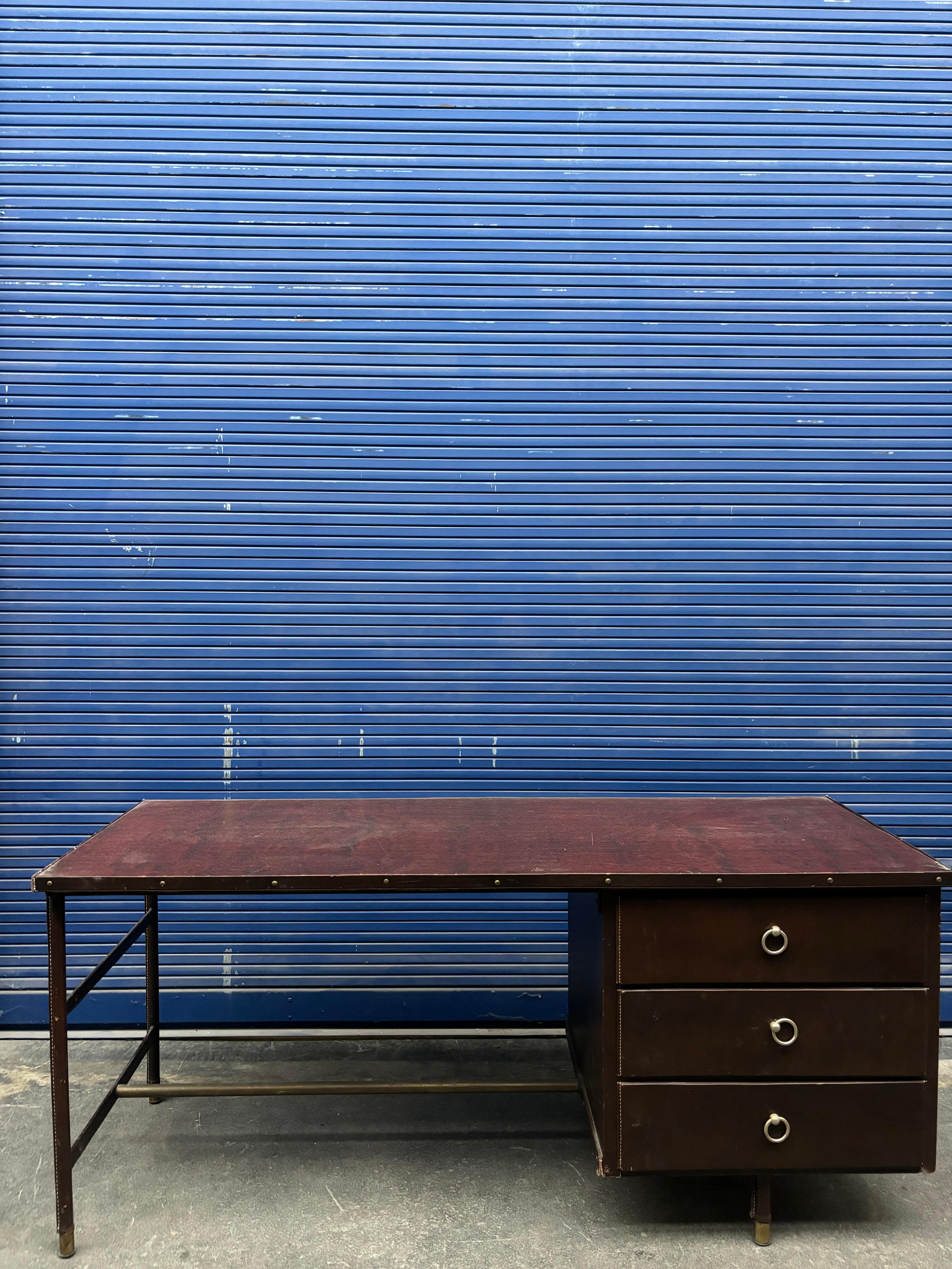 Scrivania di Jacques Adnet In condizioni discrete in vendita a SAINT-OUEN-SUR-SEINE, FR