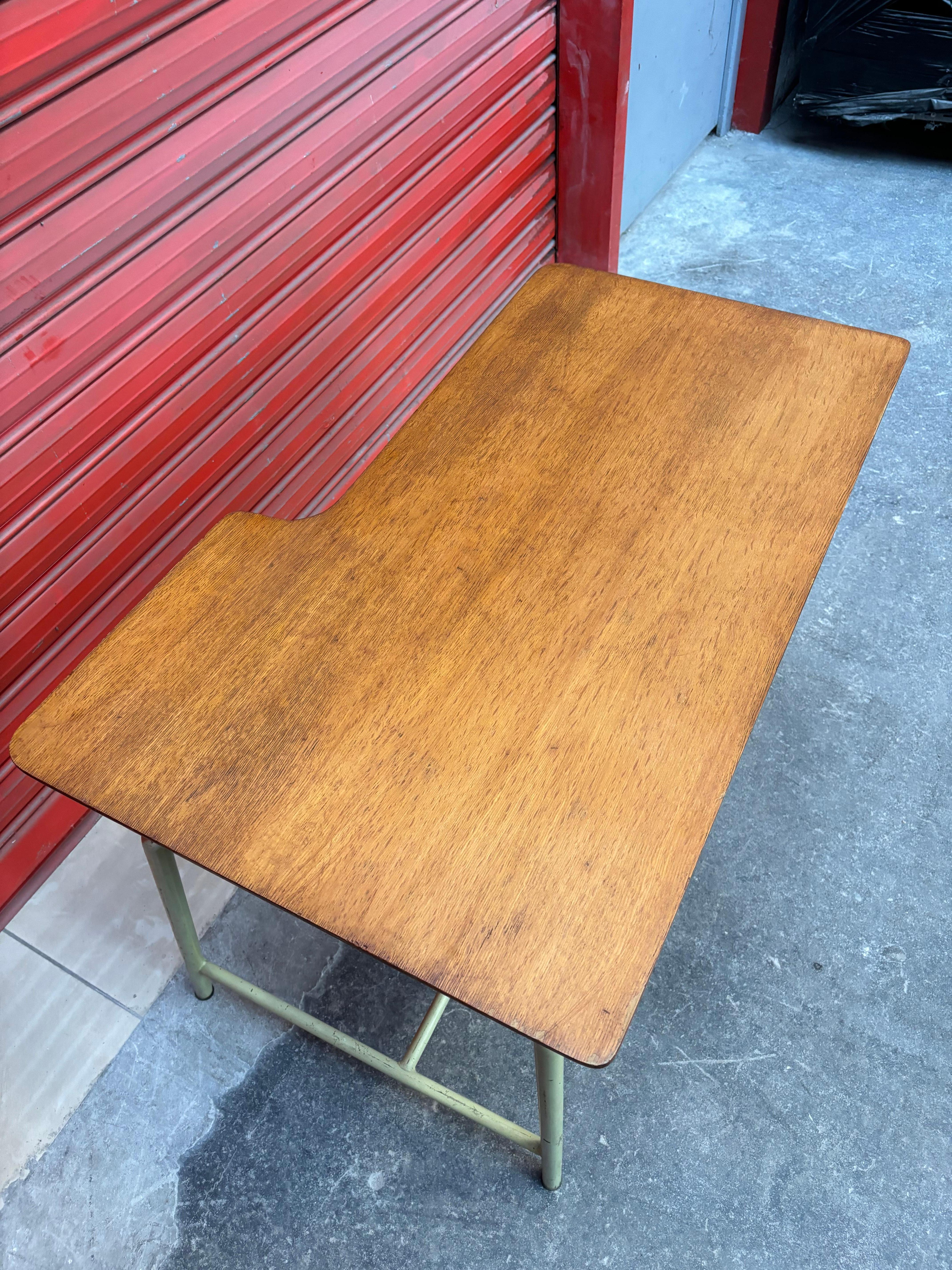 Desk by Jacques Hitier for Anthony university im Angebot 10