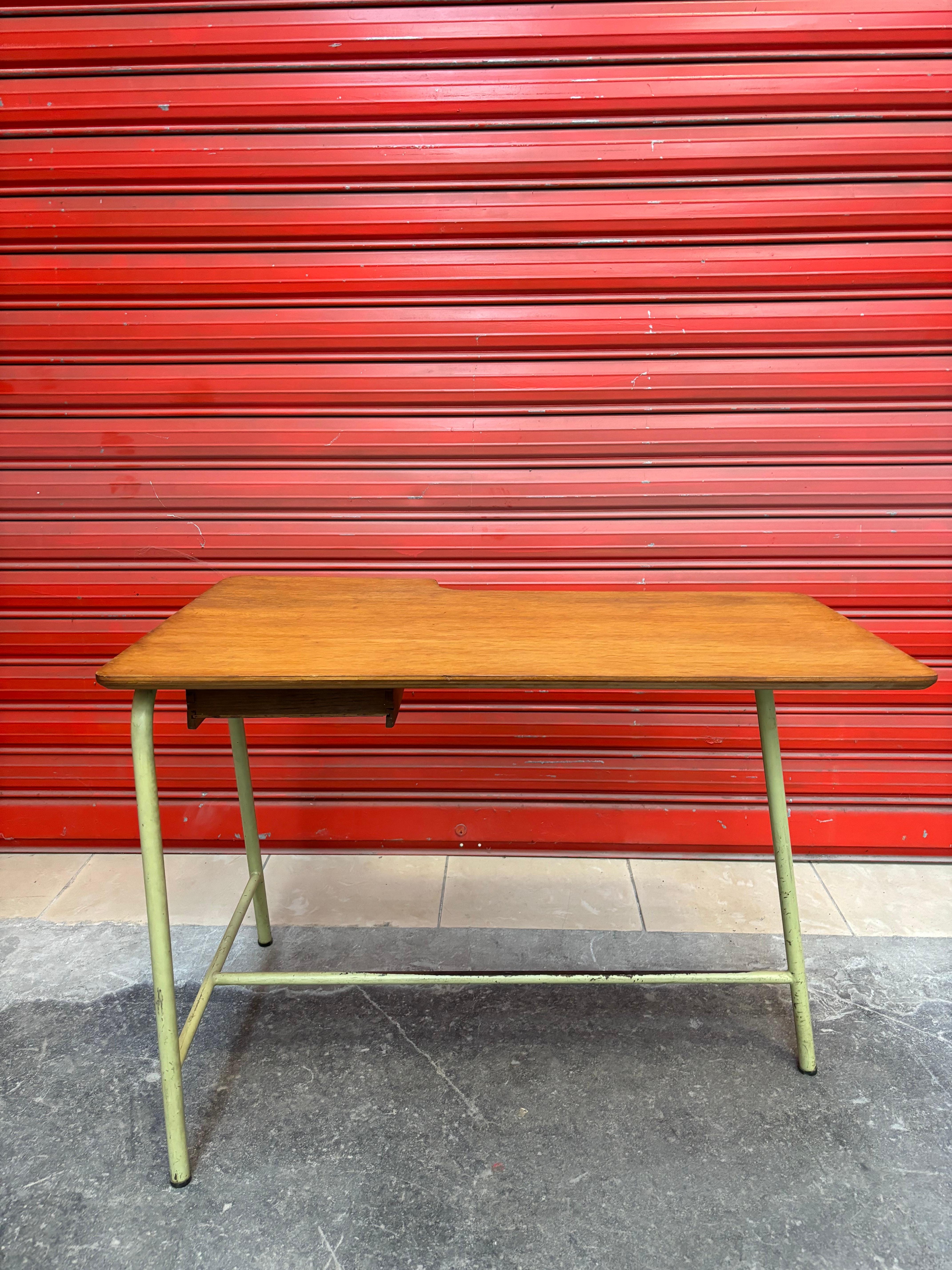 Desk by Jacques Hitier for Anthony university im Angebot 14
