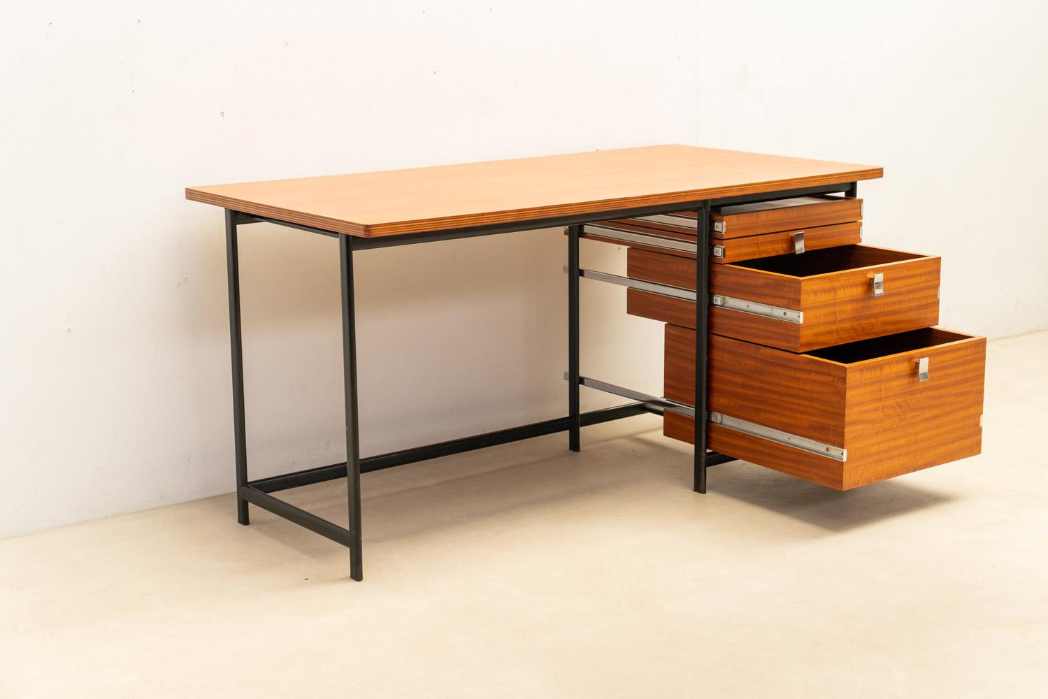Desk by Jules Wabbes, Belgium 1960' For Sale 4