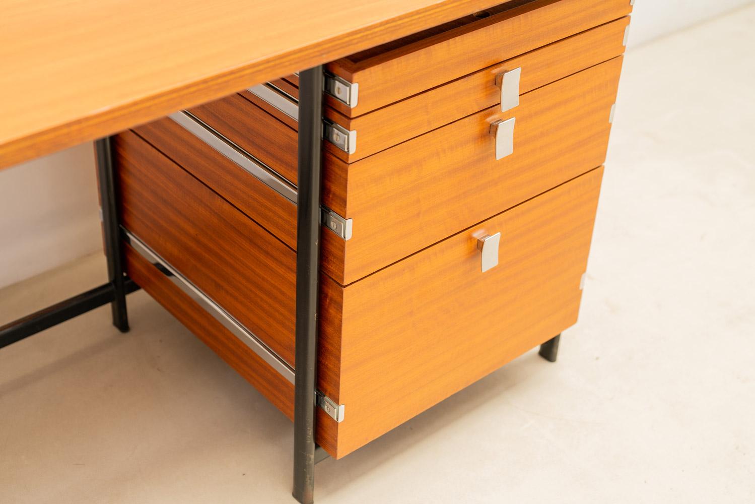 Desk by Jules Wabbes, Belgium 1960' For Sale 7