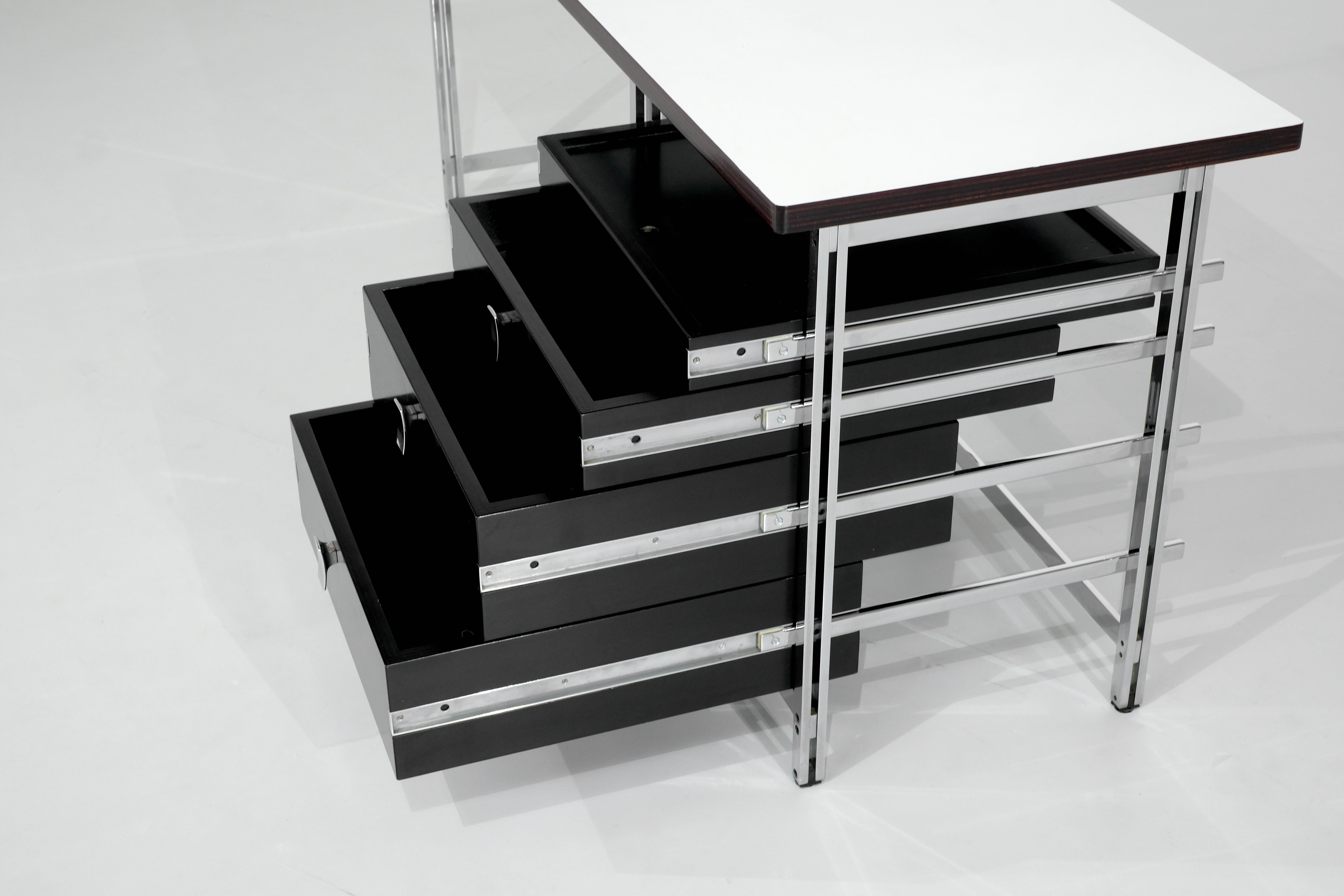 Scrivania di Jules Wabbes per Le Mobilier Universel, Belgio 1960. in vendita 4