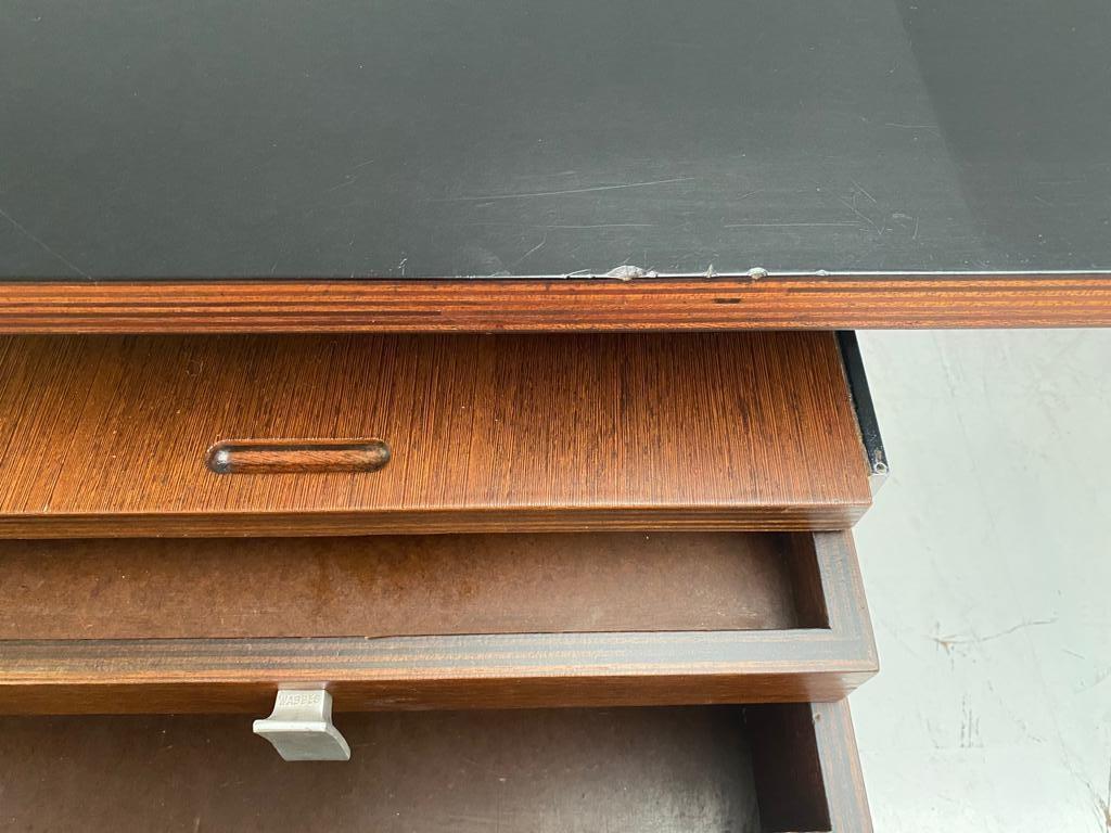 Legno Scrivania di Jules Wabbes per Mobilier Universel, Belgio, anni '60 in vendita