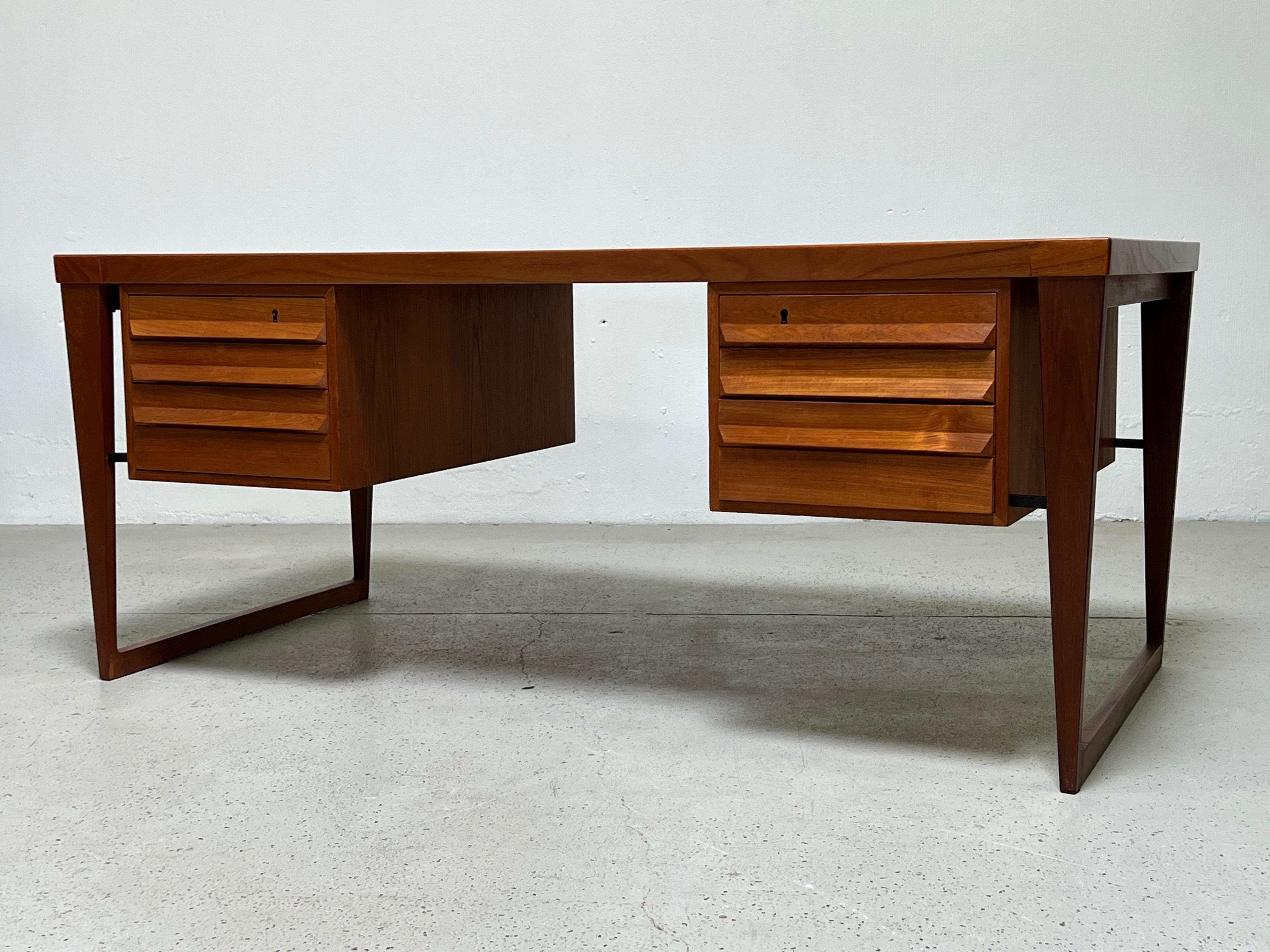 Desk by Kai Kristiansen for Feldballes Møbelfabrik For Sale 4