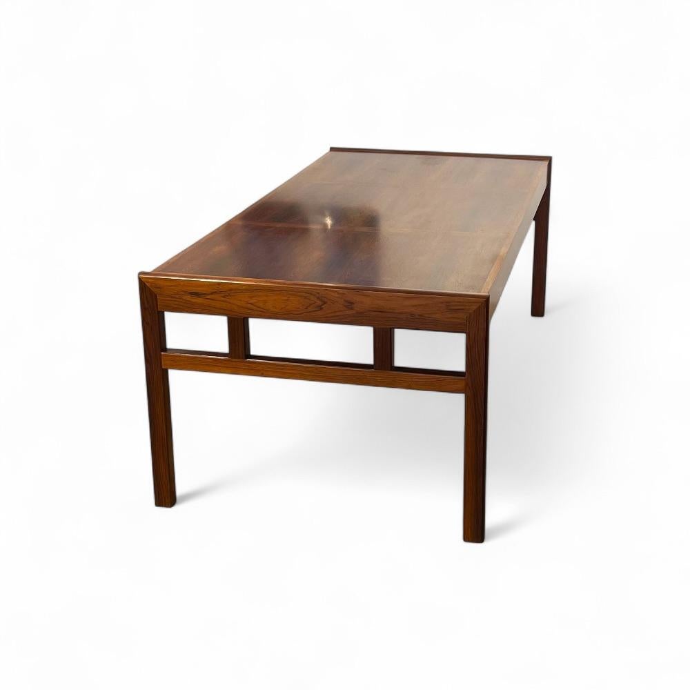 Schreibtisch von Karl Erik Ekselius, Design 1960er-Jahre (Walnuss) im Angebot