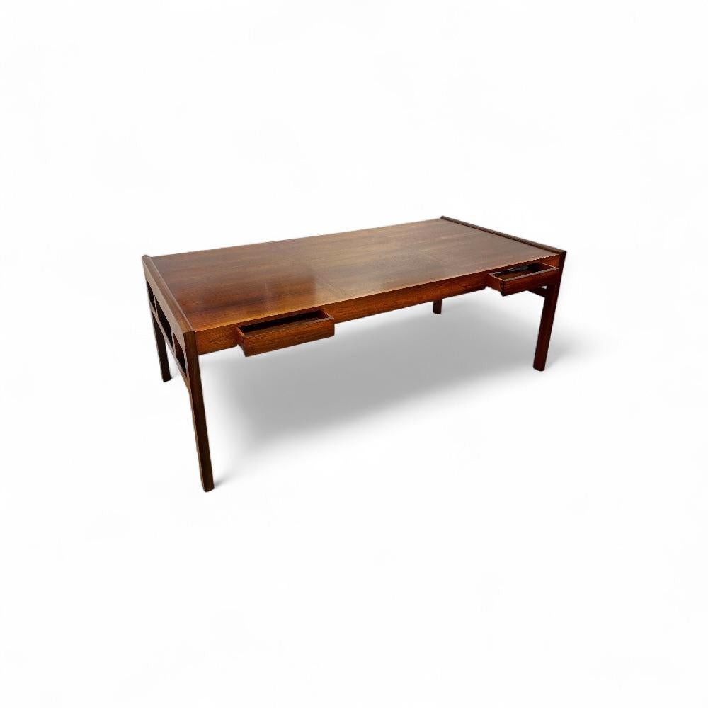 Schreibtisch von Karl Erik Ekselius, Design 1960er-Jahre (Schwedisch) im Angebot