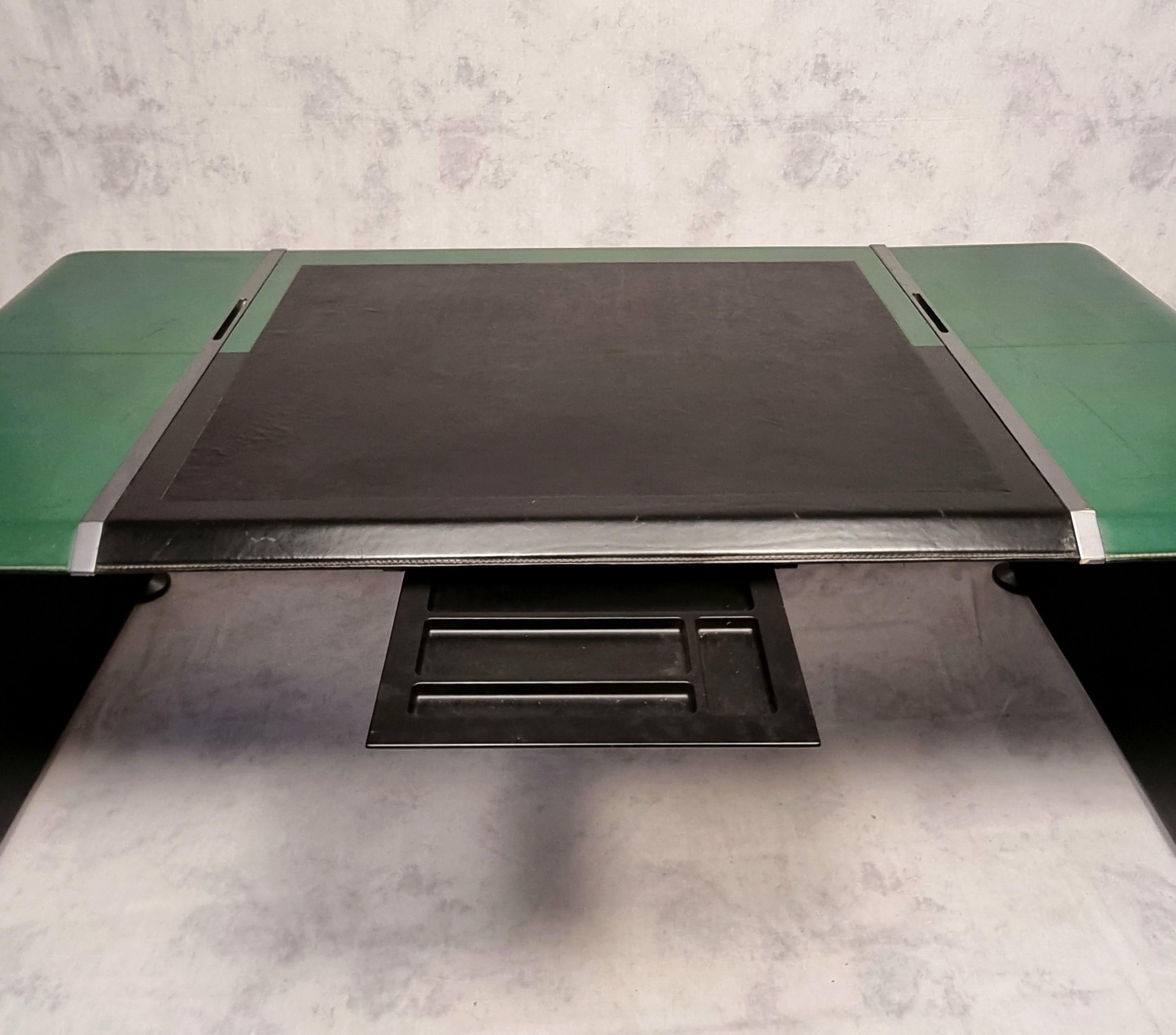 Schreibtisch von Matteo Grassi - Leder - Ca. 1980 (Ende des 20. Jahrhunderts) im Angebot