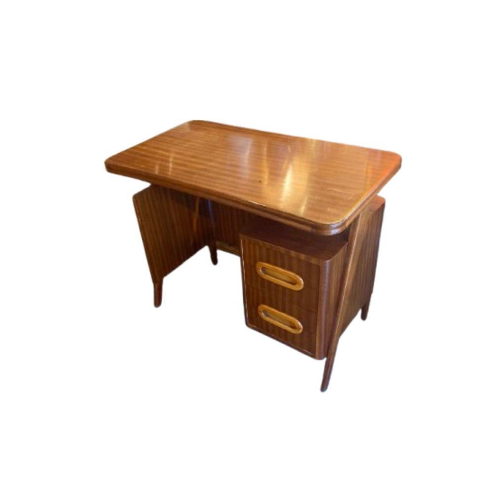 Desk by Oslvaldo Borsani