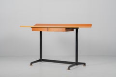 Escritorio de Osvaldo Borsani