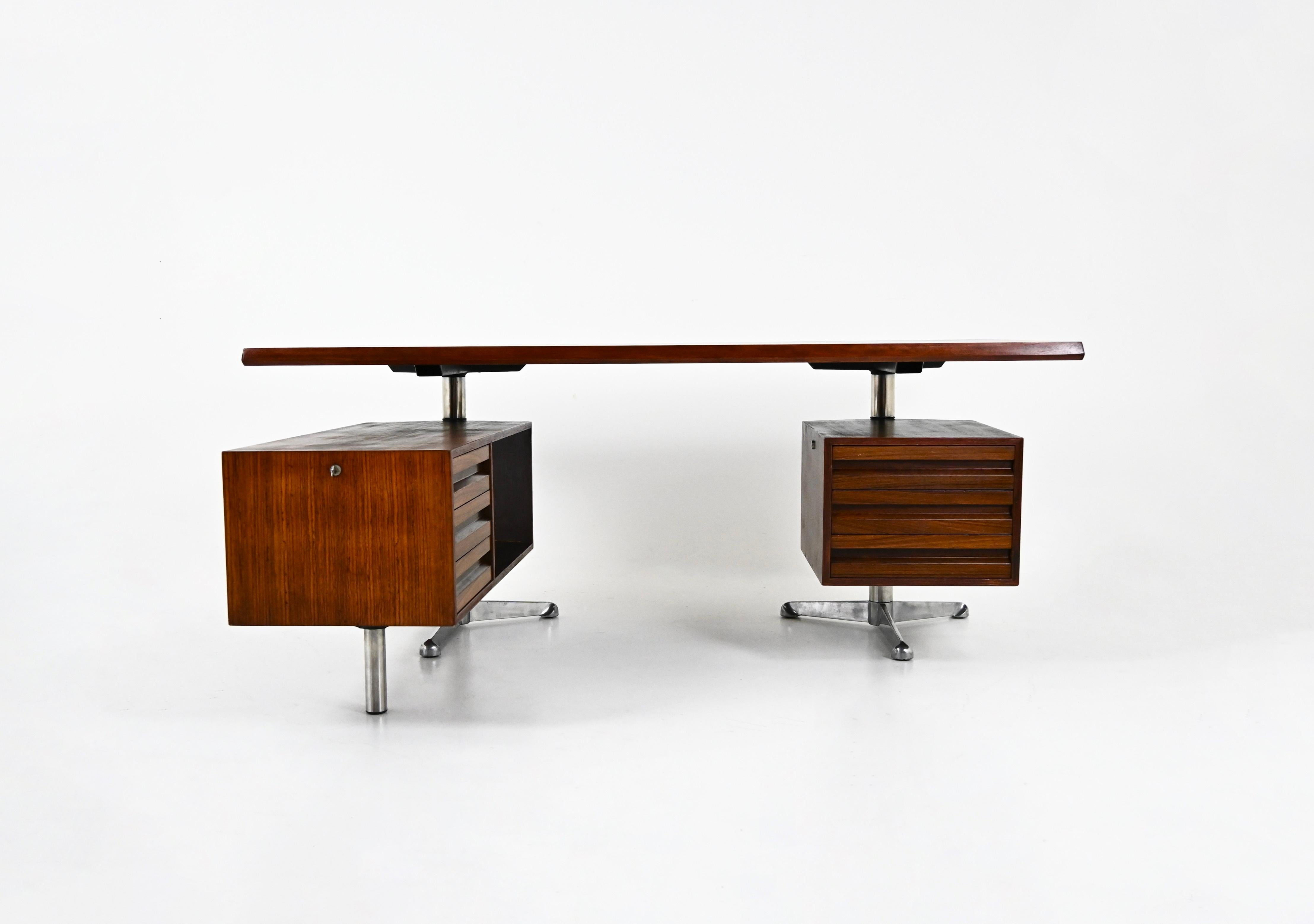 Schreibtisch von Osvaldo Borsani für Tecno, 1960er-Jahre (Italienisch) im Angebot