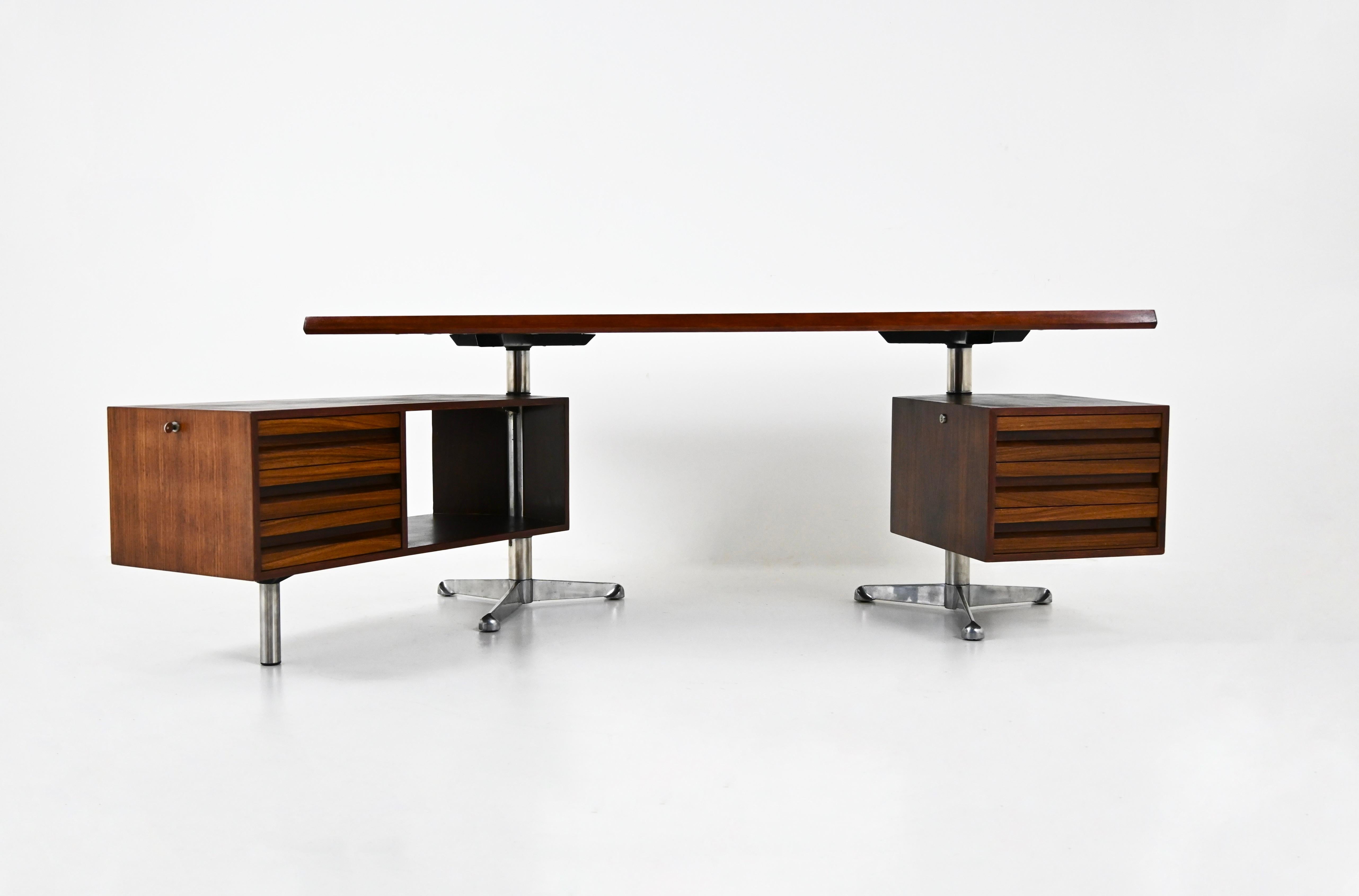 Schreibtisch von Osvaldo Borsani für Tecno, 1960er-Jahre im Zustand „Gut“ im Angebot in bruxelles, BE