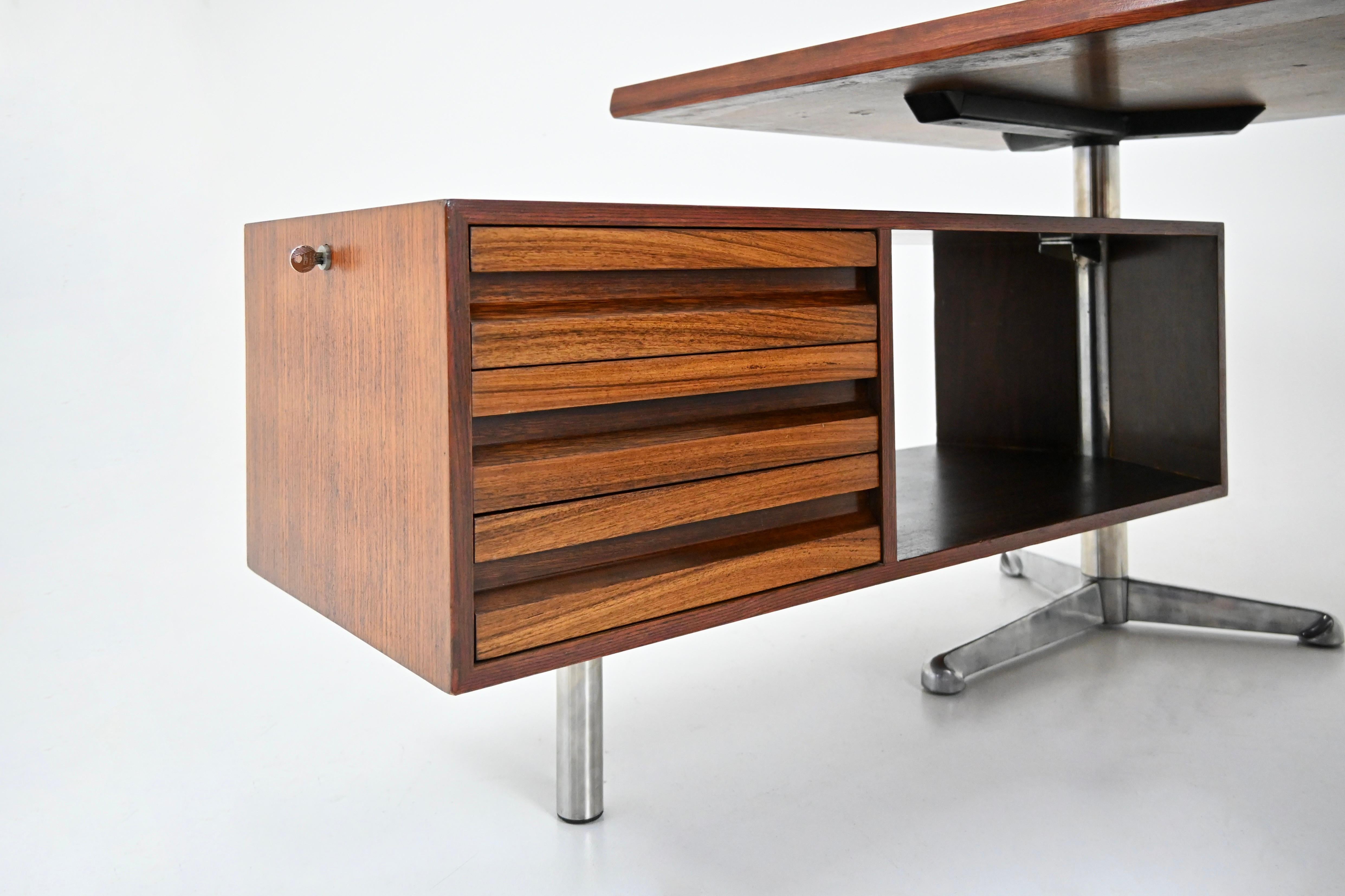 Schreibtisch von Osvaldo Borsani für Tecno, 1960er-Jahre im Angebot 2