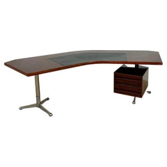 Desk by Osvaldo Borsani for Tecno, 1960s