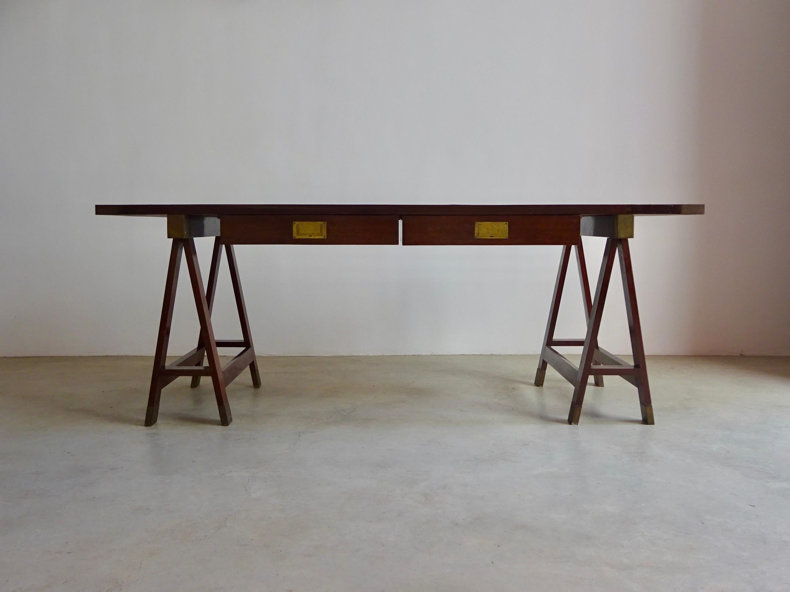 Laiton Bureau de Paco Muñoz pour Casa&Jardín. Espagne années 1960.