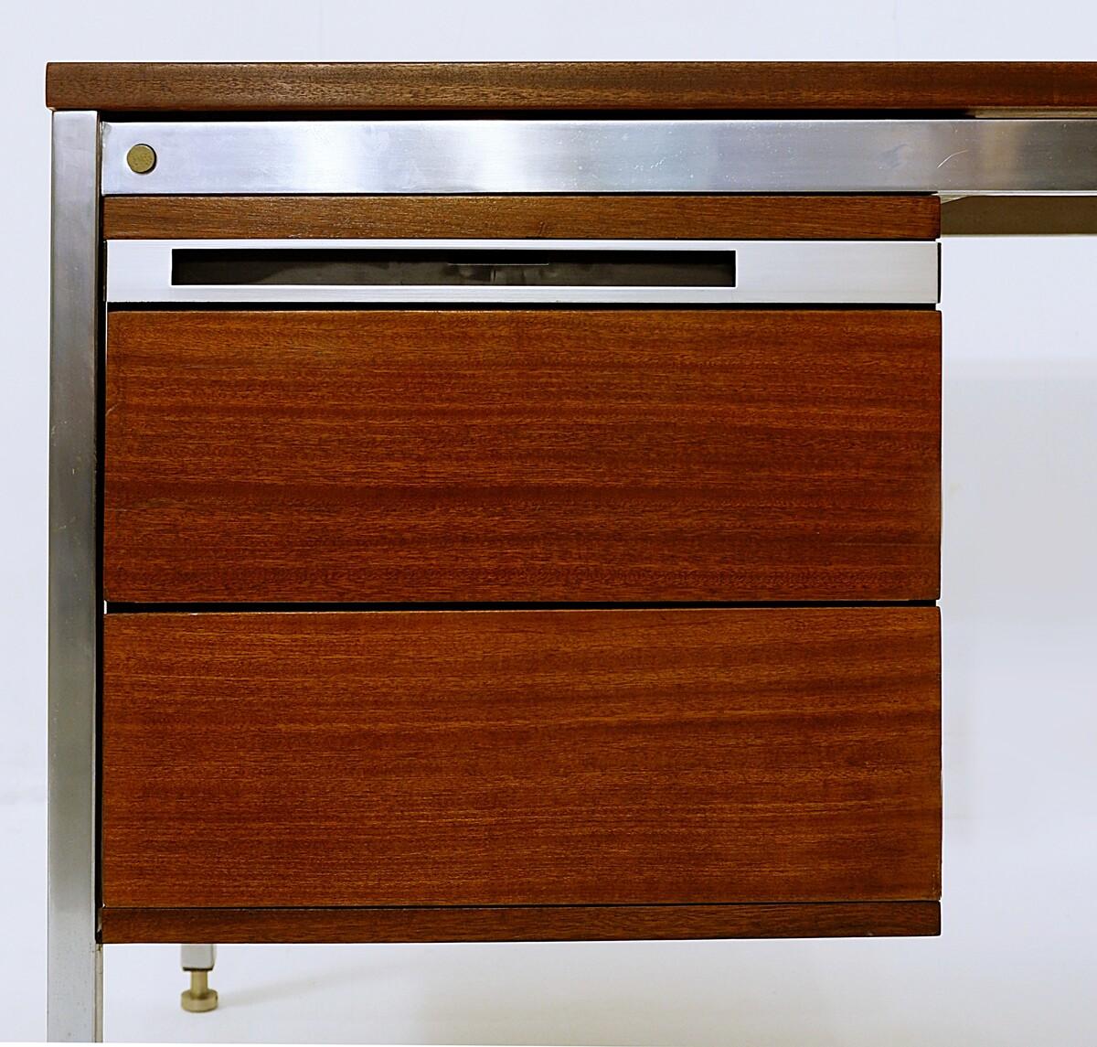 Desk by Pierre Guariche made in France in the 60s.