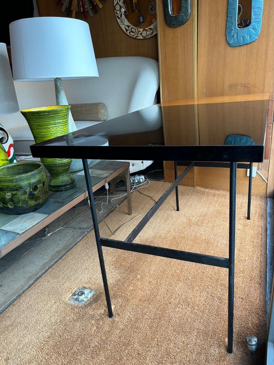 Scrivania di Pierre Paulin, design CM141 edito da Thonet, Francia, anni '60 In condizioni buone in vendita a Paris, FR