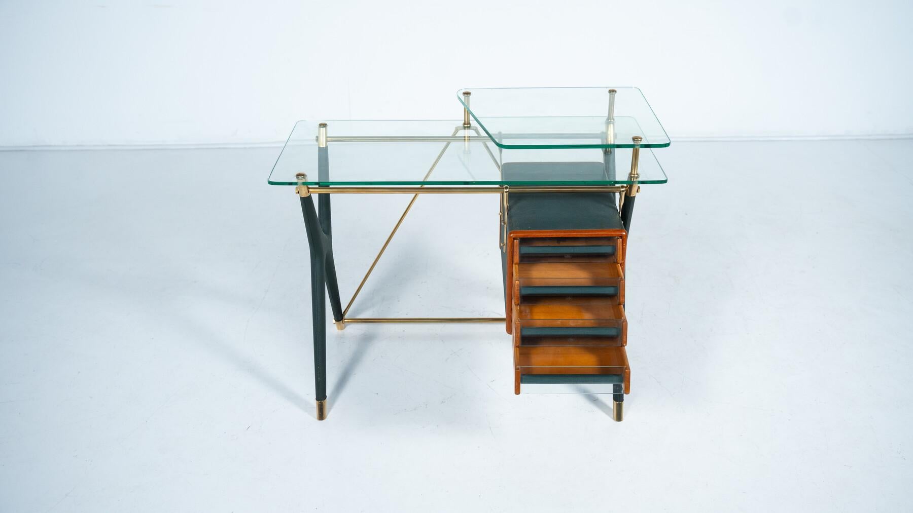 Schreibtisch von Silvio Berrone aus dem Bialetti-Gebäude, Omegna, Italien 1955 im Angebot 1