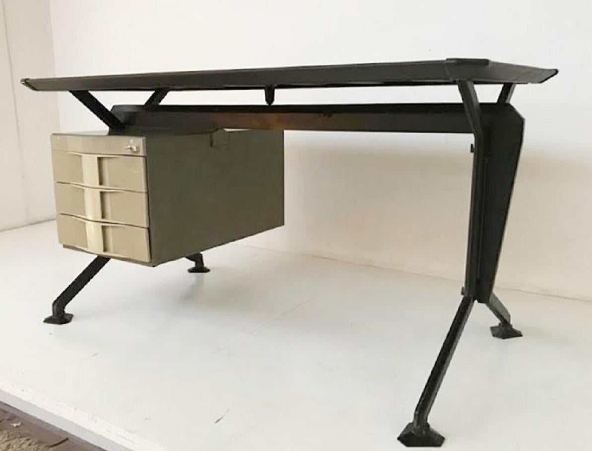 Mid-20th Century Desk by Studio BBPR for Olivetti For Sale