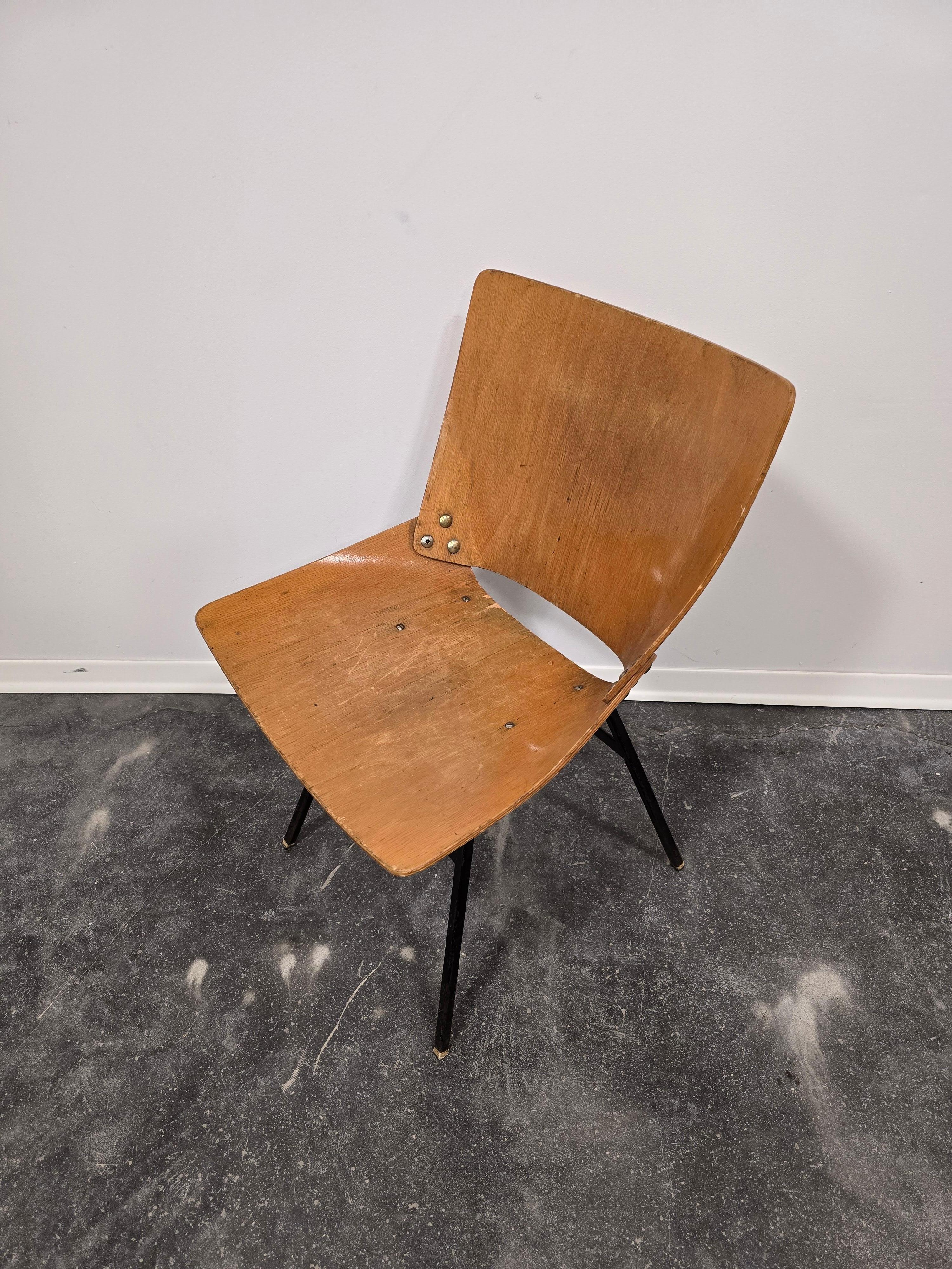 European Desk chair 1950s For Sale