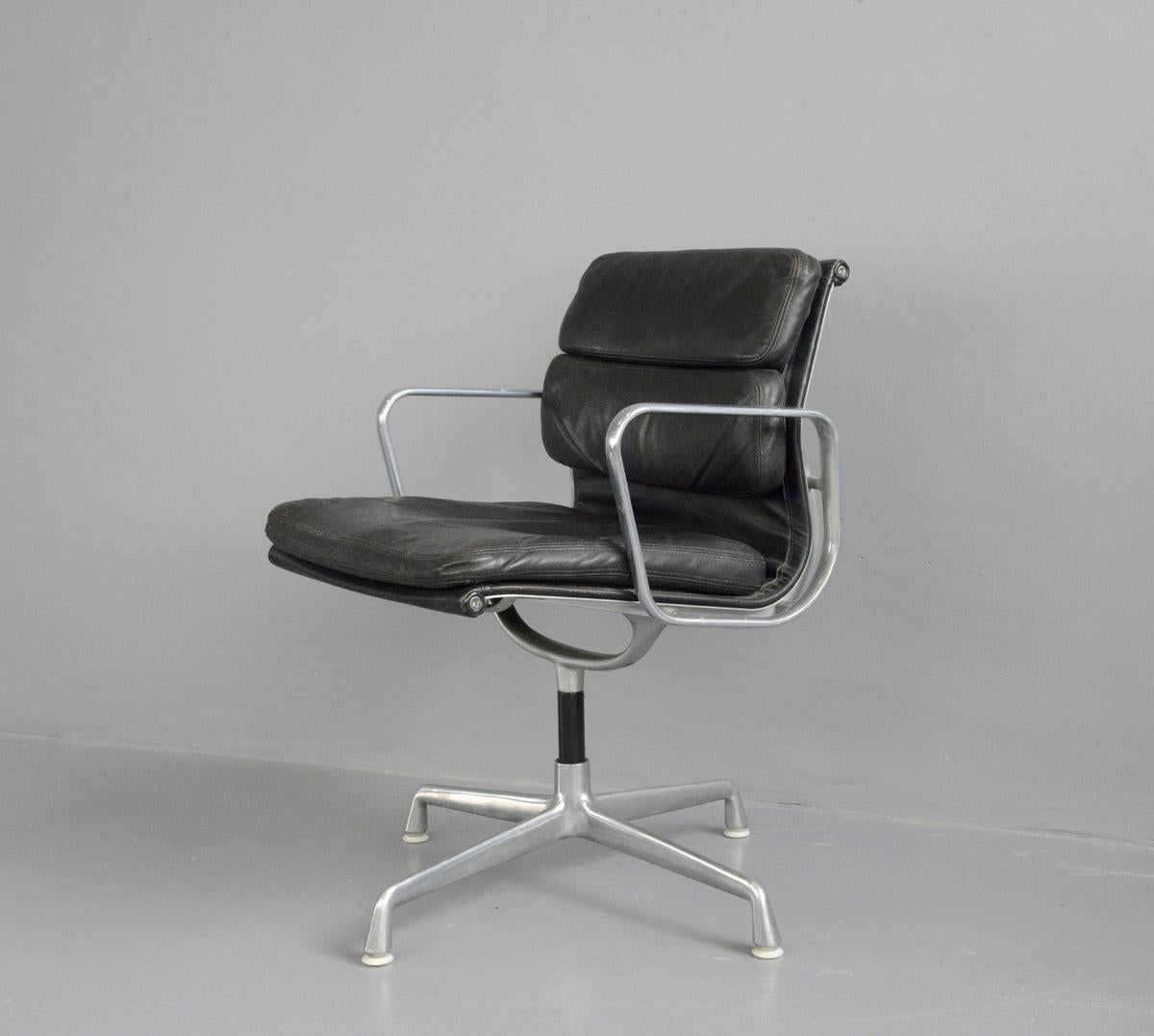 Late 20th Century Desk Chair by Herman Miller circa 1970s