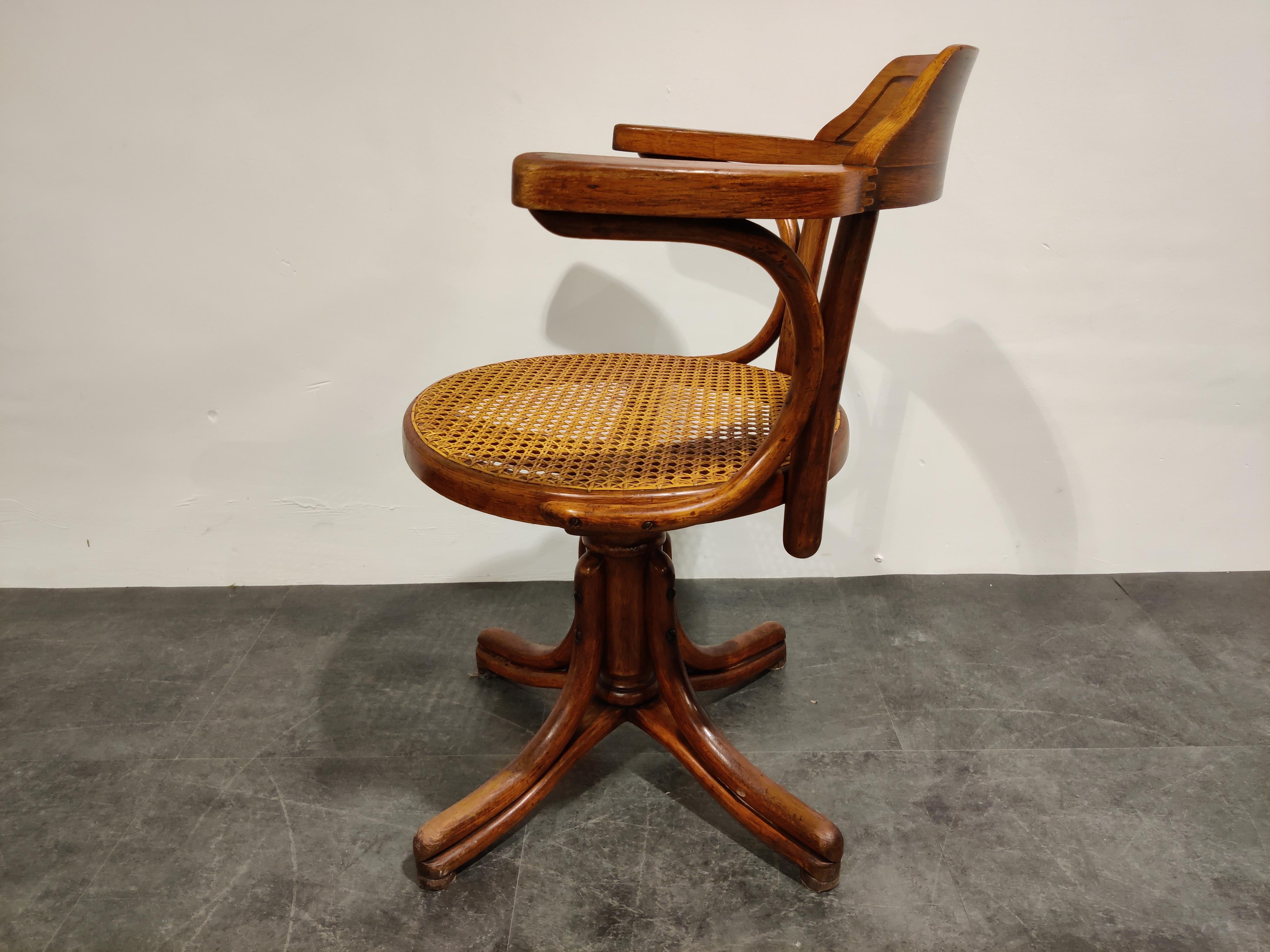 Desk Chair by Thonet, 1920s In Good Condition In HEVERLEE, BE