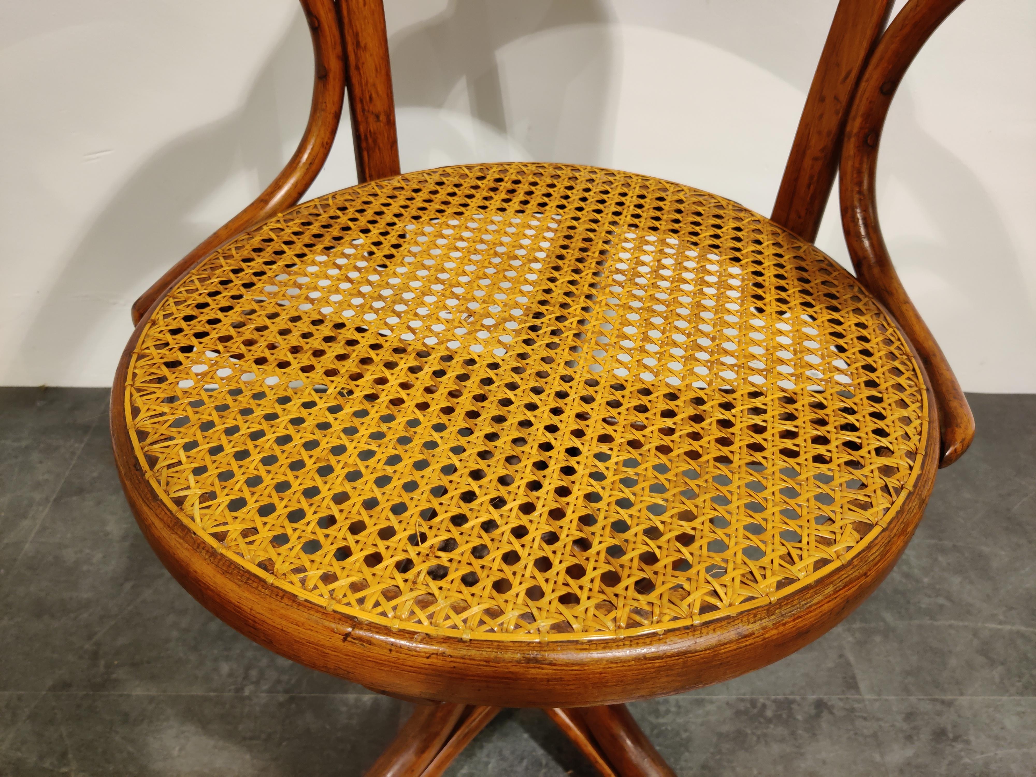 Early 20th Century Desk Chair by Thonet, 1920s
